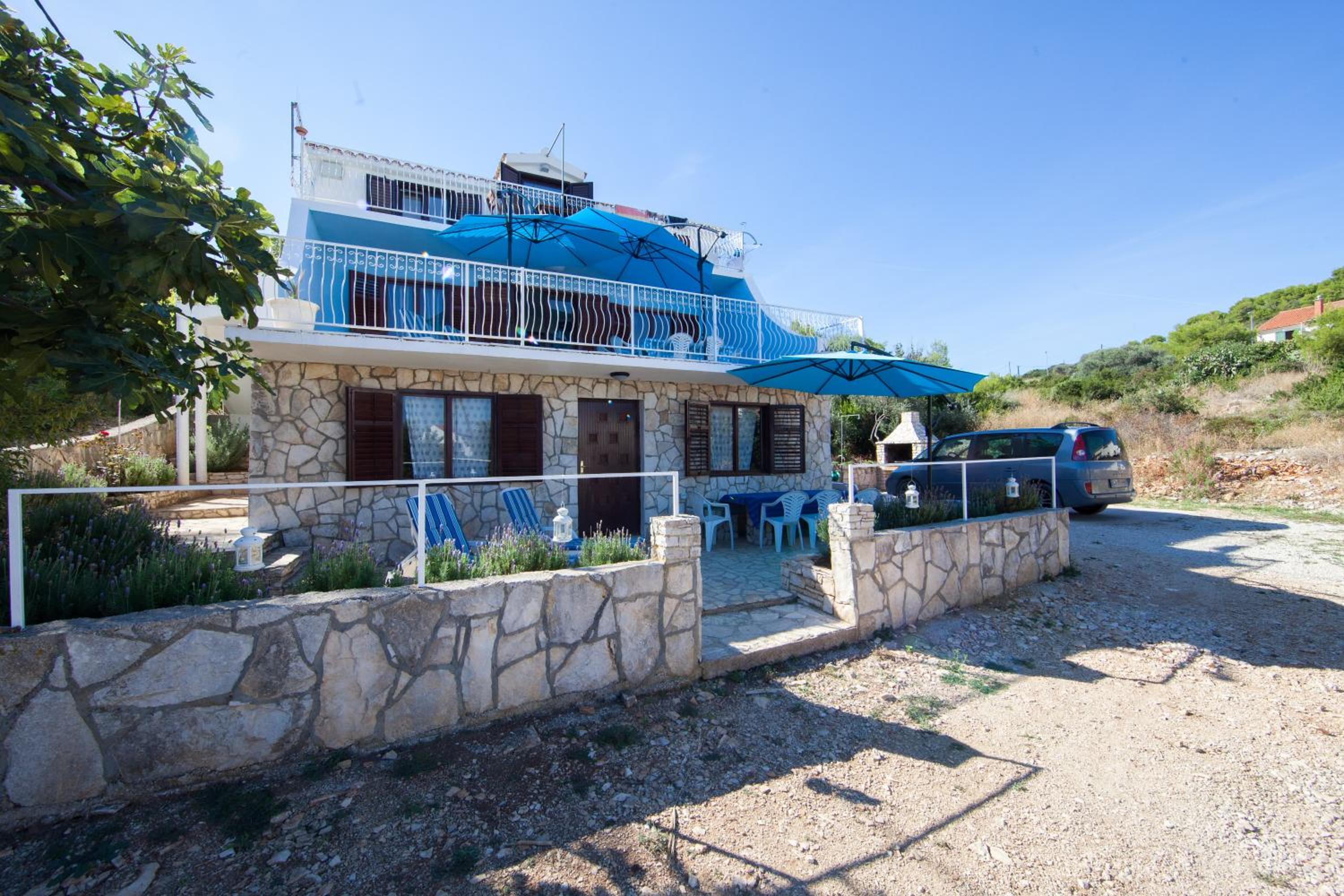 The Sea House Apartments view 4