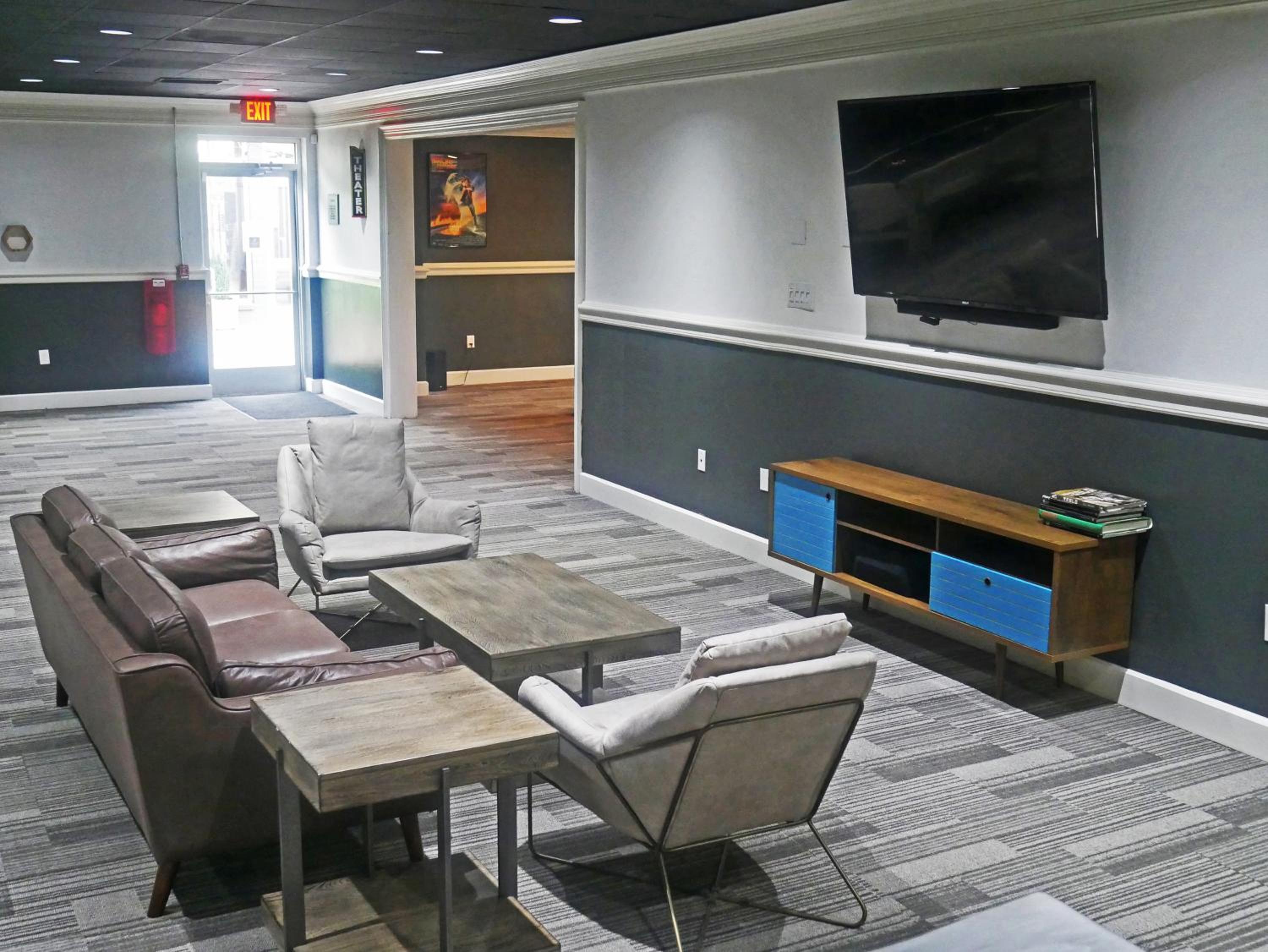 Hillside Crossing Nashville a Ramada by Wyndham - Property Image 14