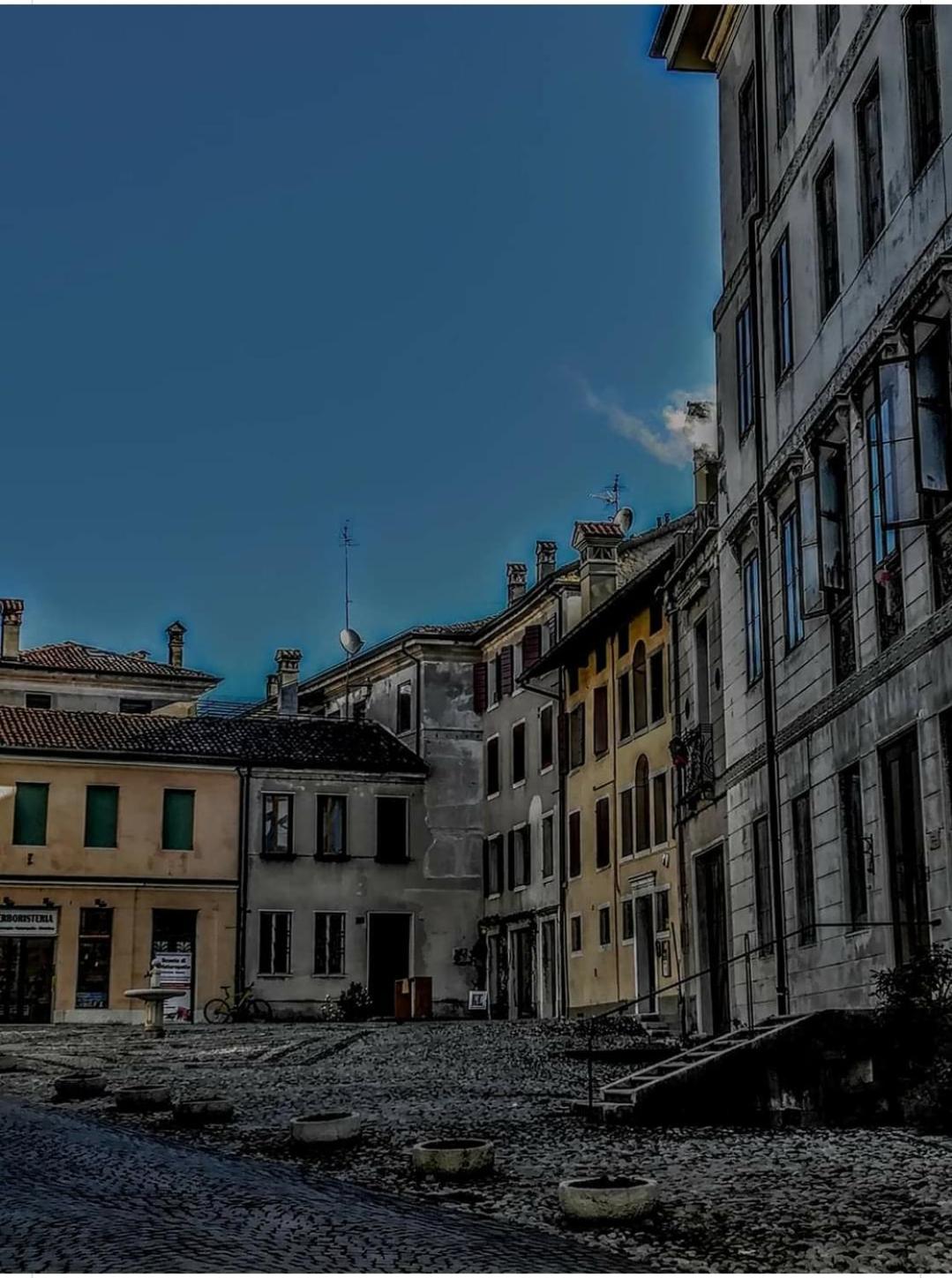 Mezzaterra 10 tourits accomodation view 4