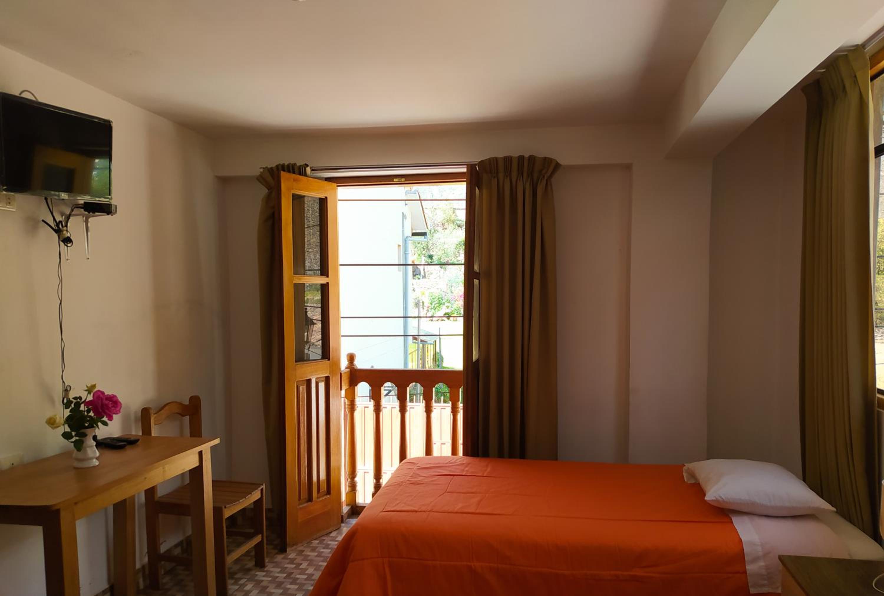 Tambo de Ollantay Hotel