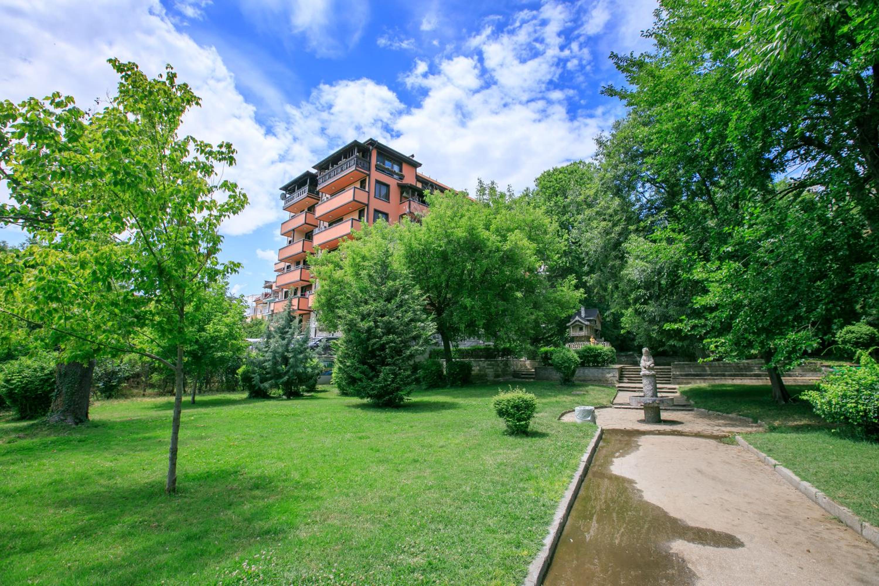 Photo 15
