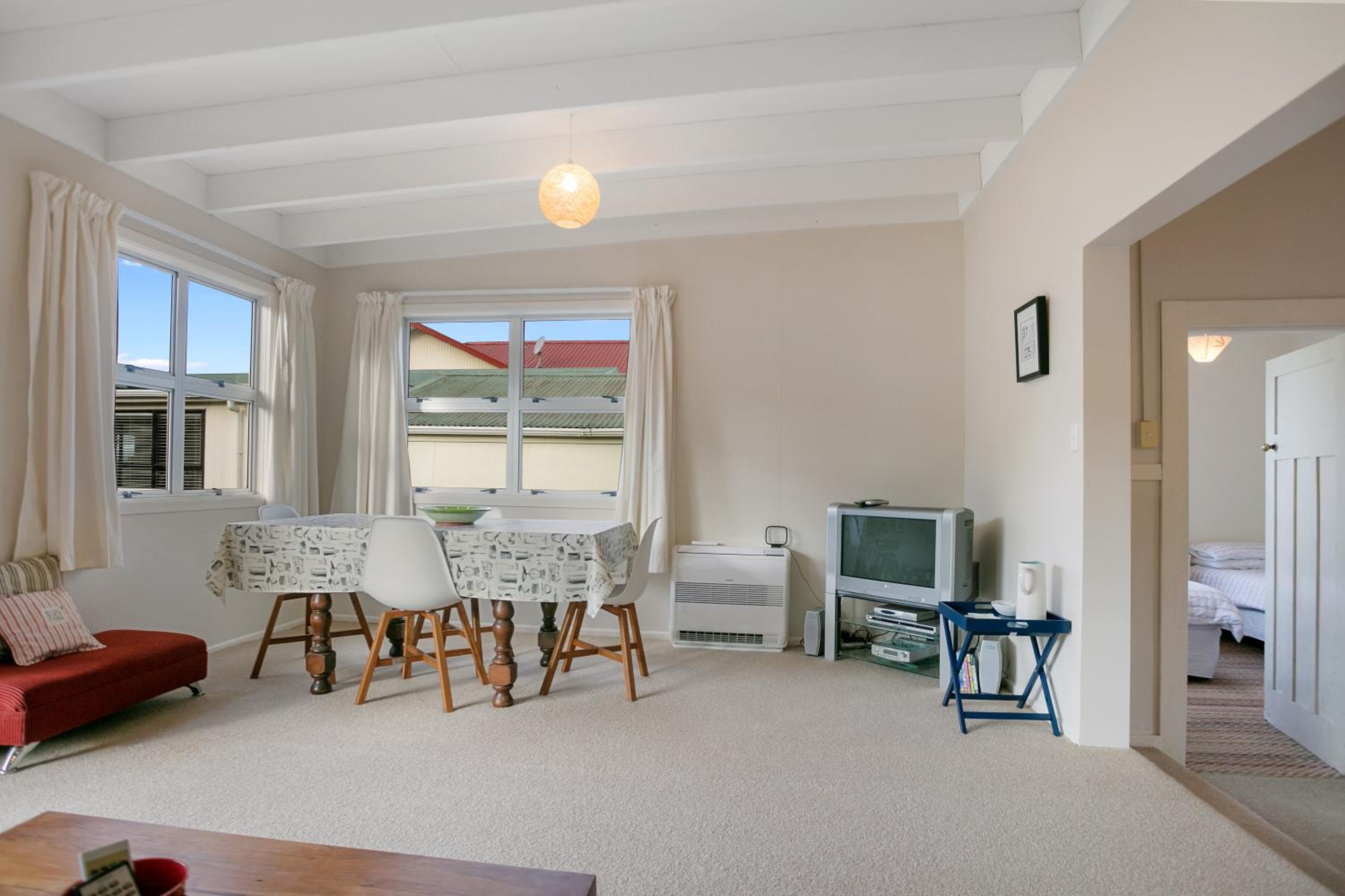 Clara's Togs and Towels - Waihi - Bachcare NZ view 2