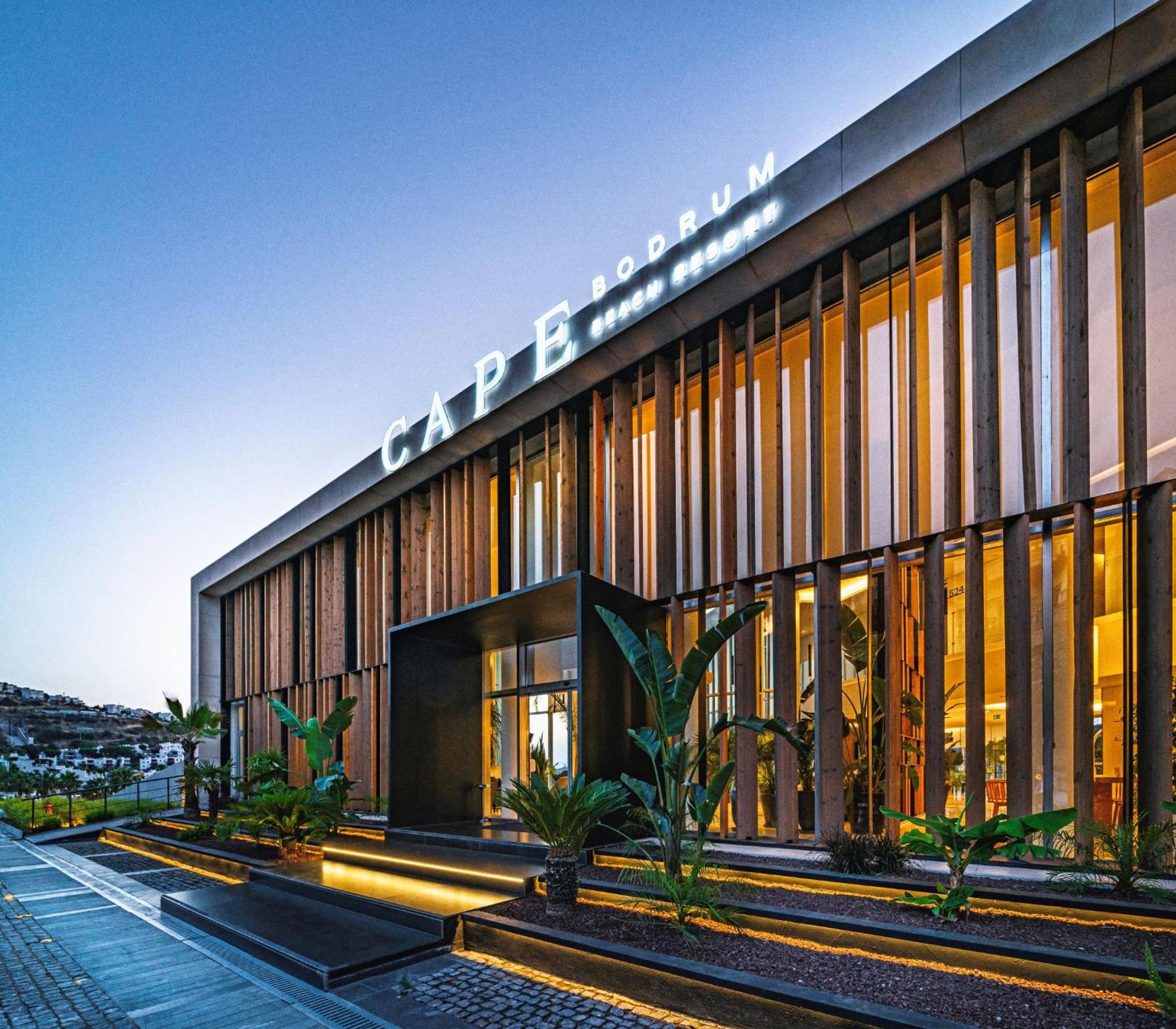 Hotel Cape Bodrum Luxury Hotel & Beach - Image 1