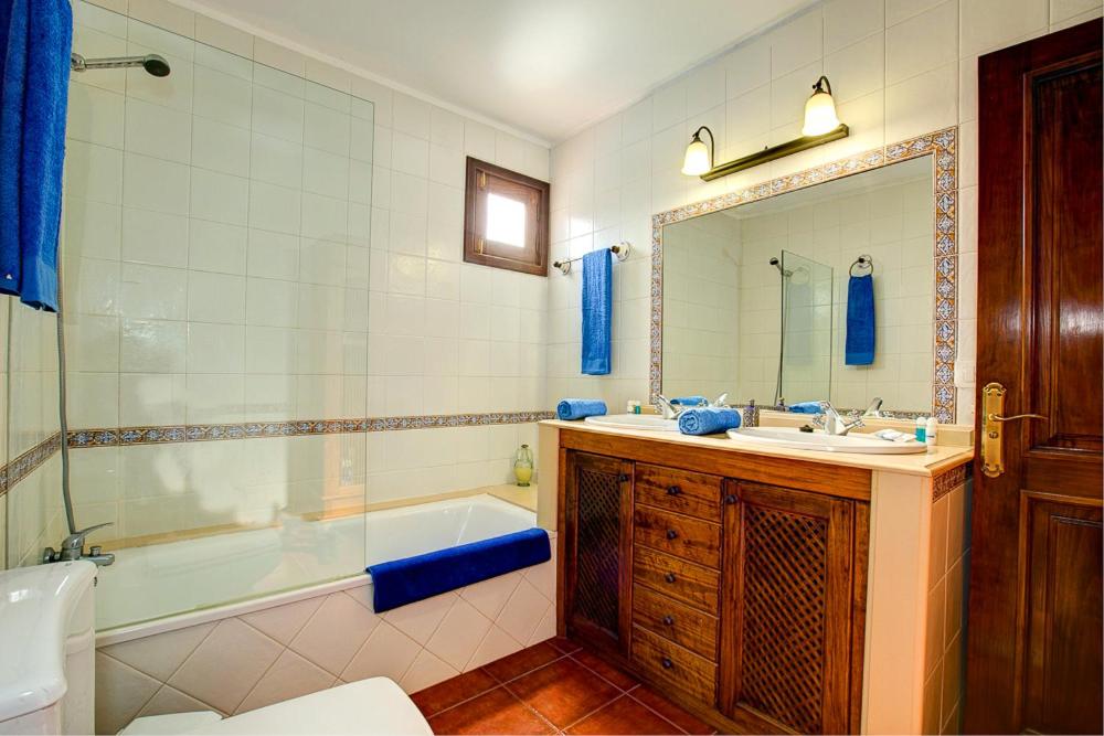 CASA ACEQUIA view 2