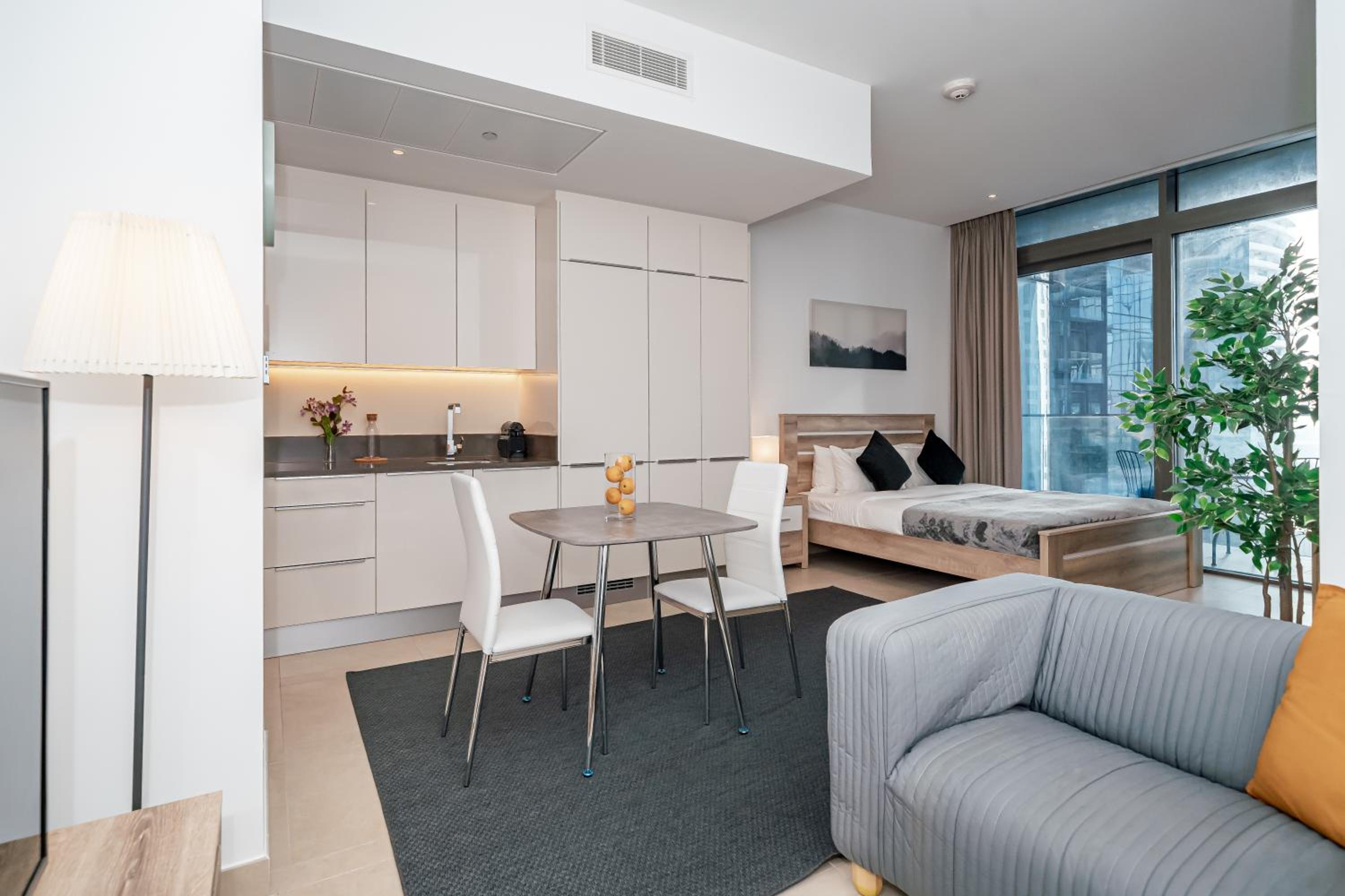 HiGuests - Unique Studio With Stunning Panoramic Marina Views
