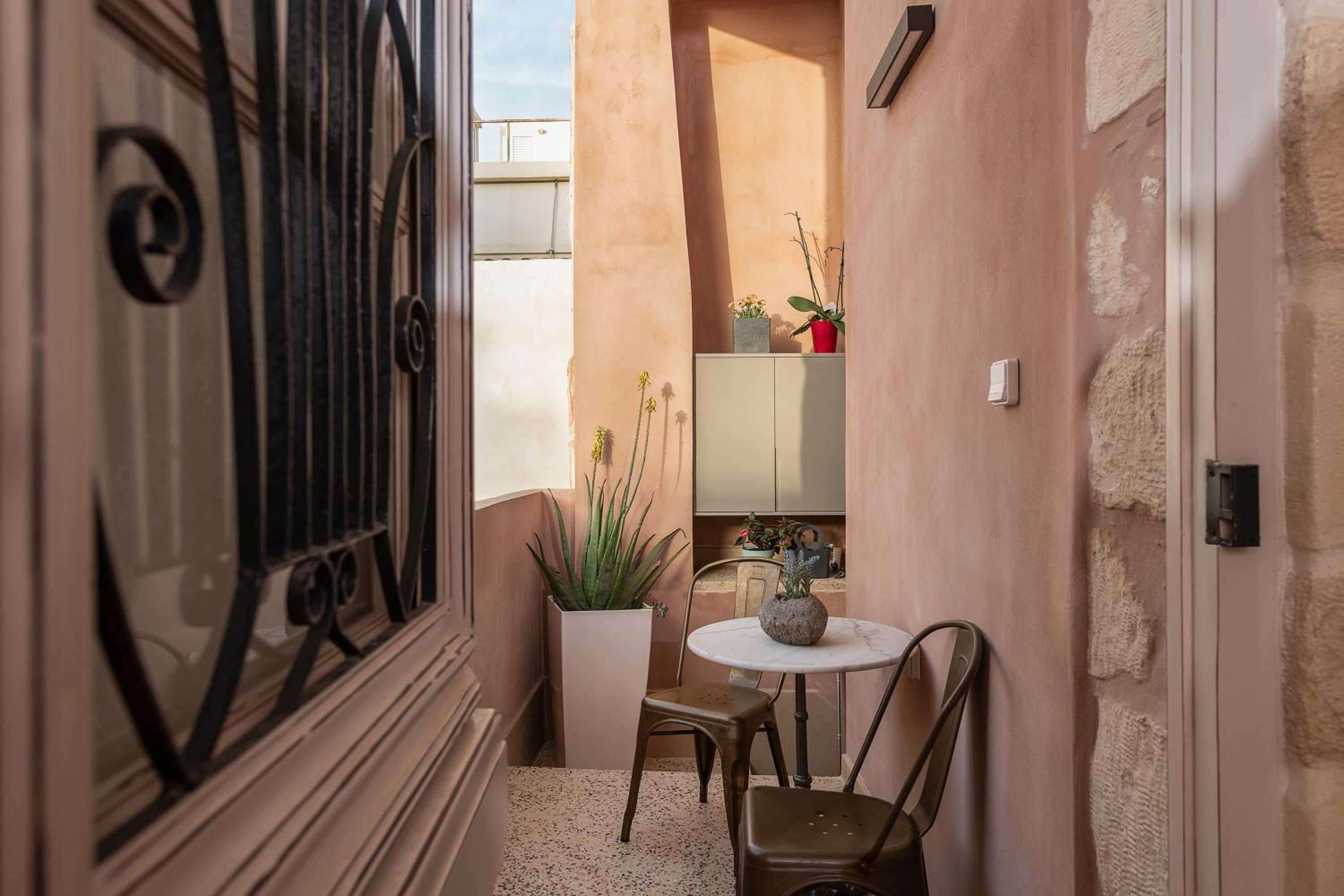 Chania Escapes City Loft 50 meters by the Sea