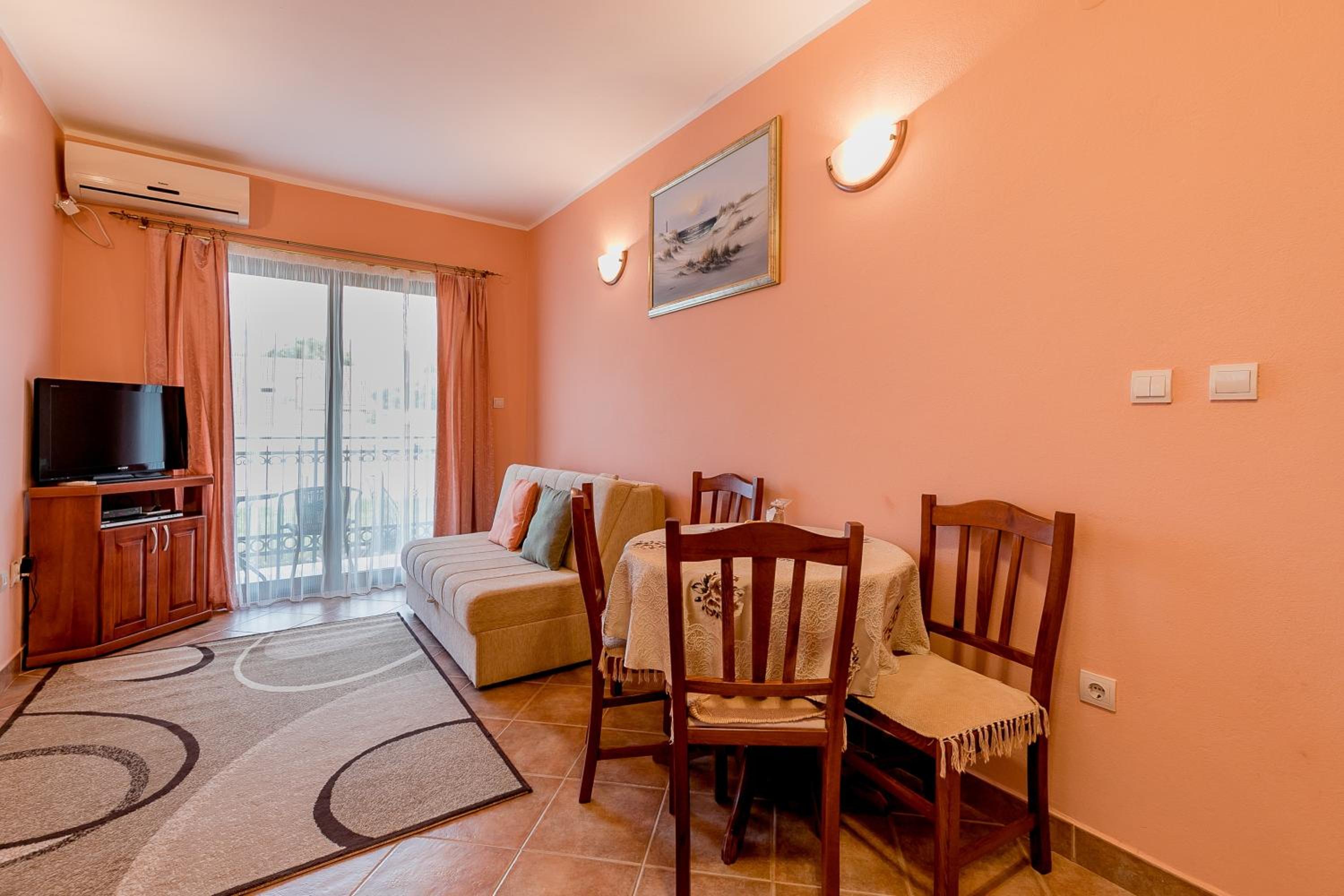 Apartments Gudelj