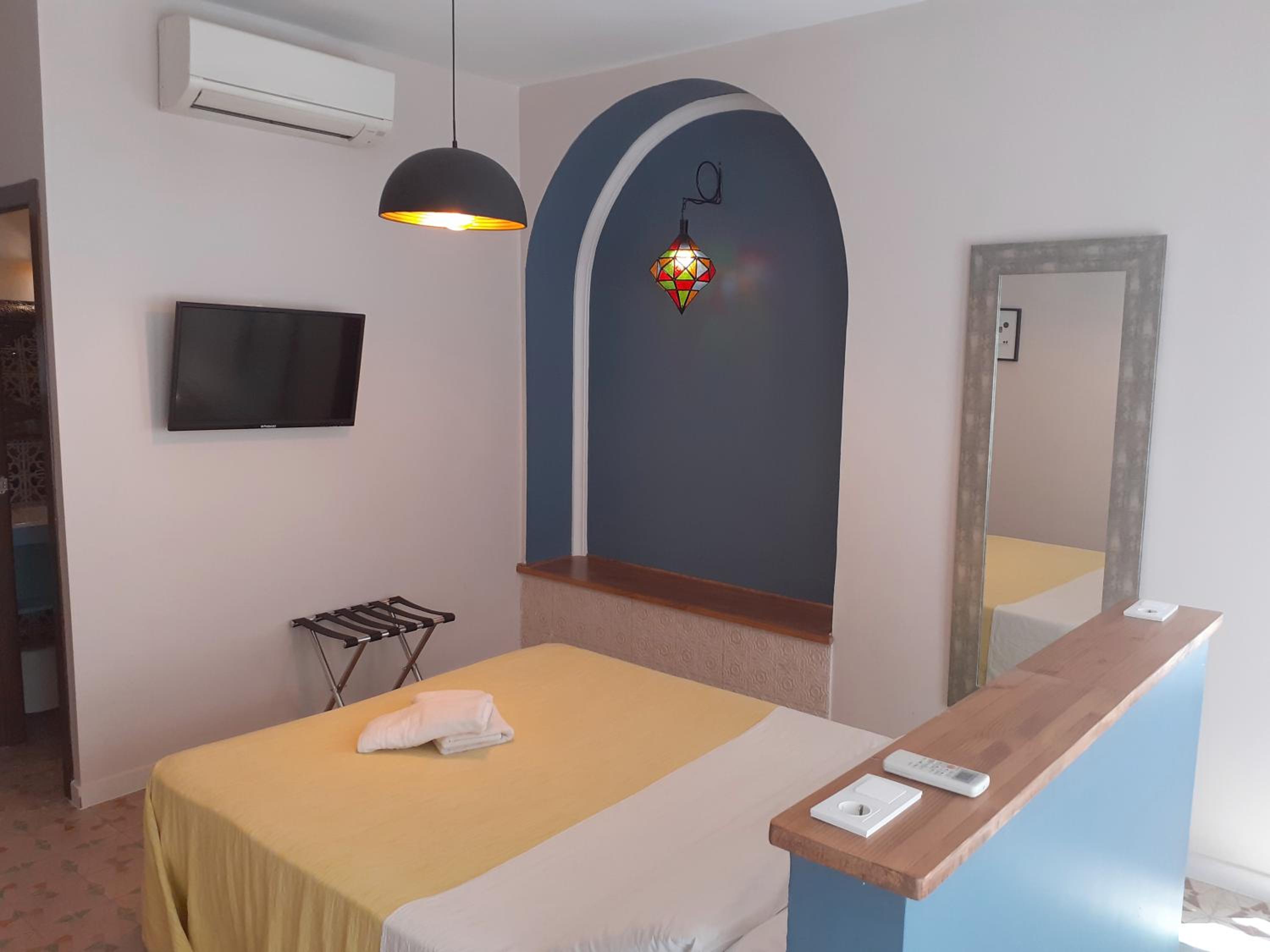 hotel room