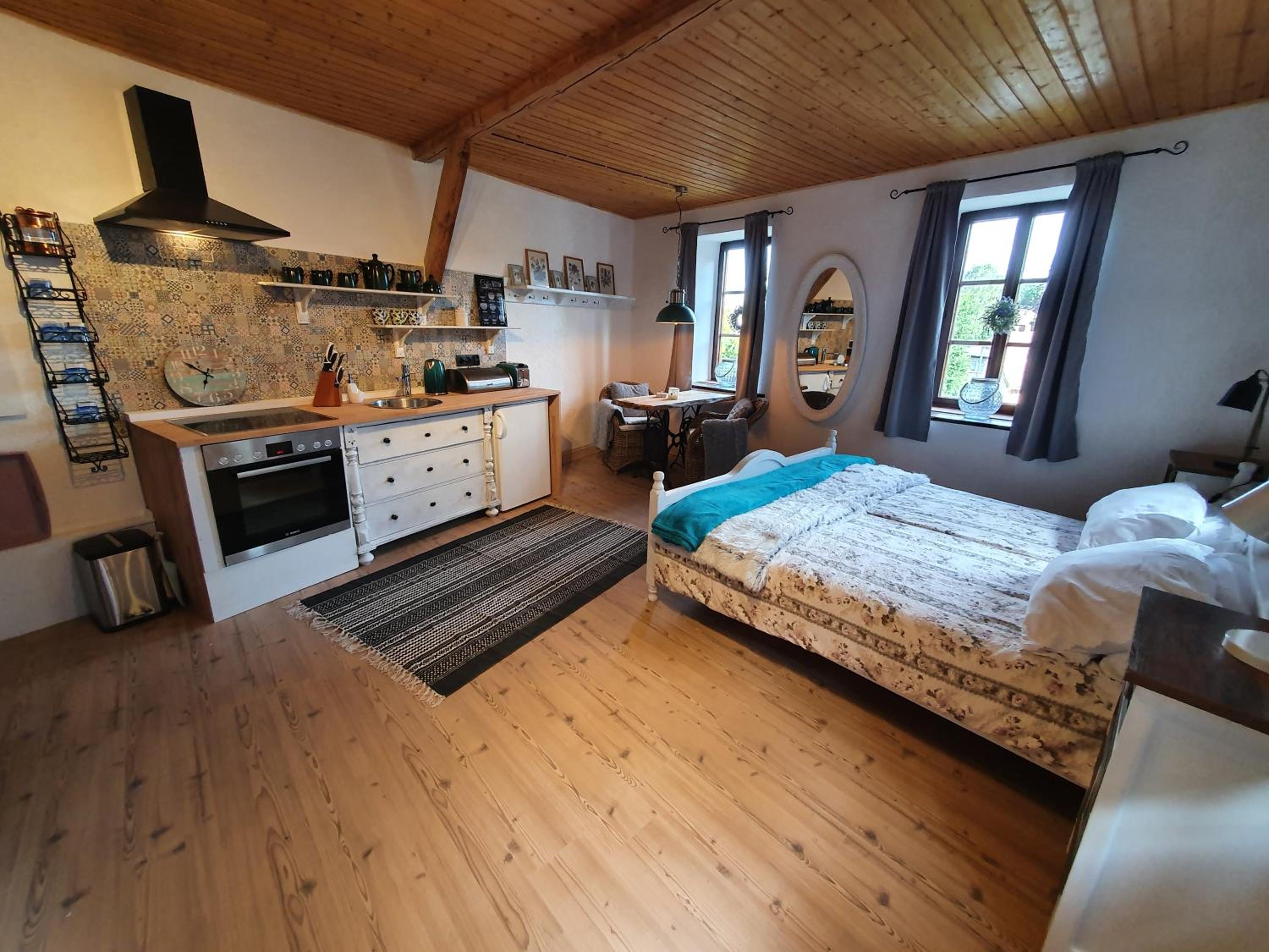 Photo 7