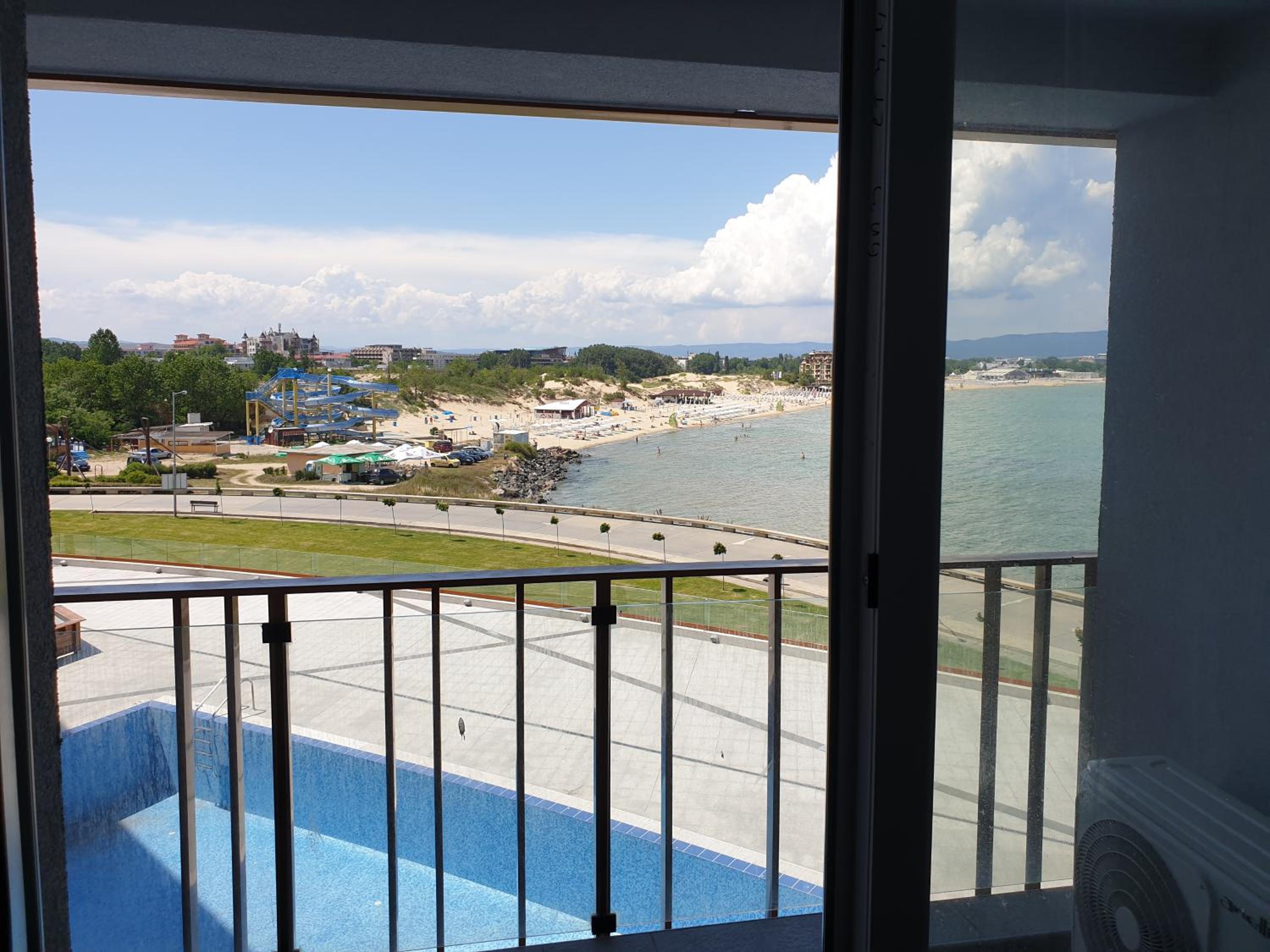 PARADISO 'В' 311 Private Studio Nesebar