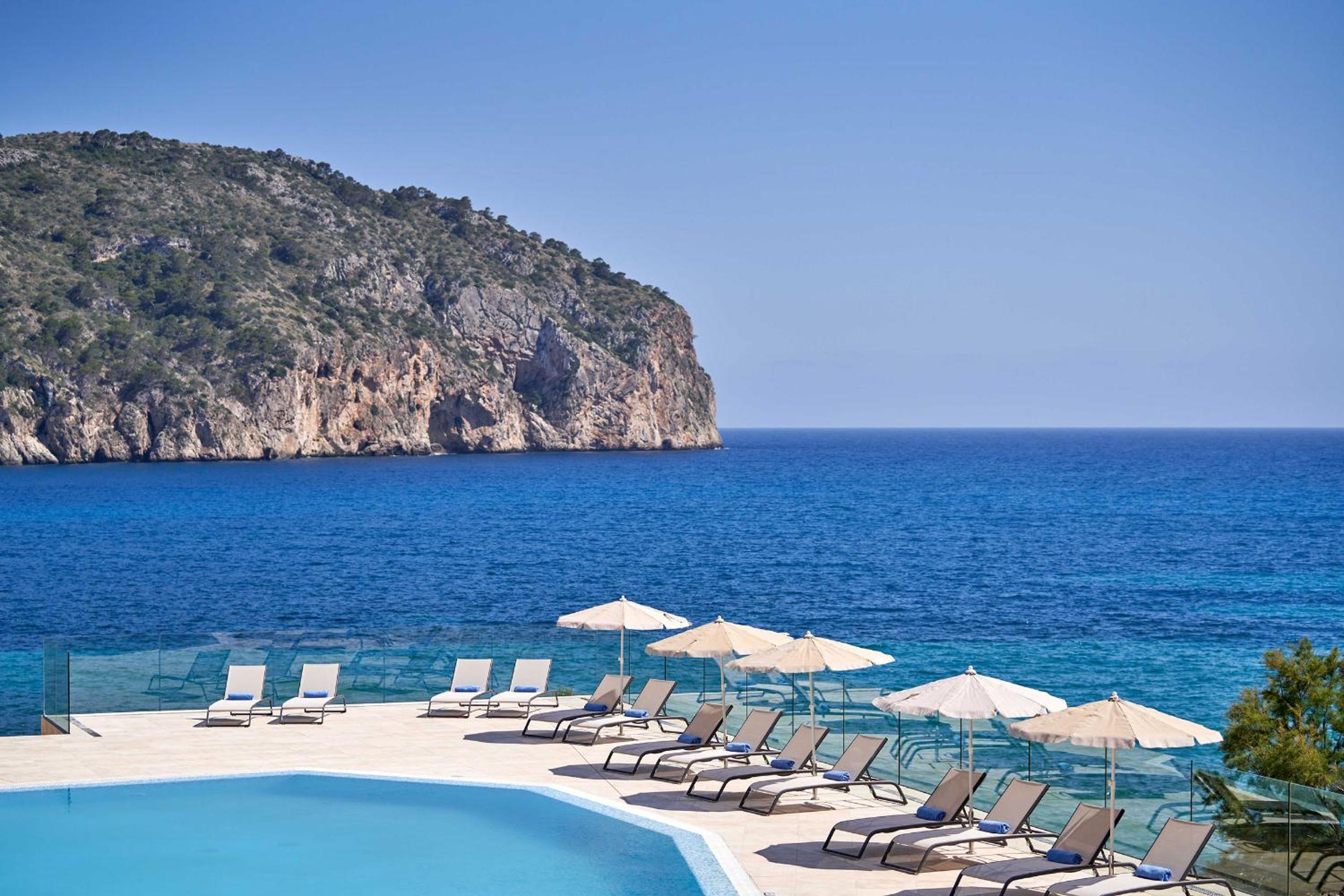 Hotel Cabau Bahia Camp de Mar Suites