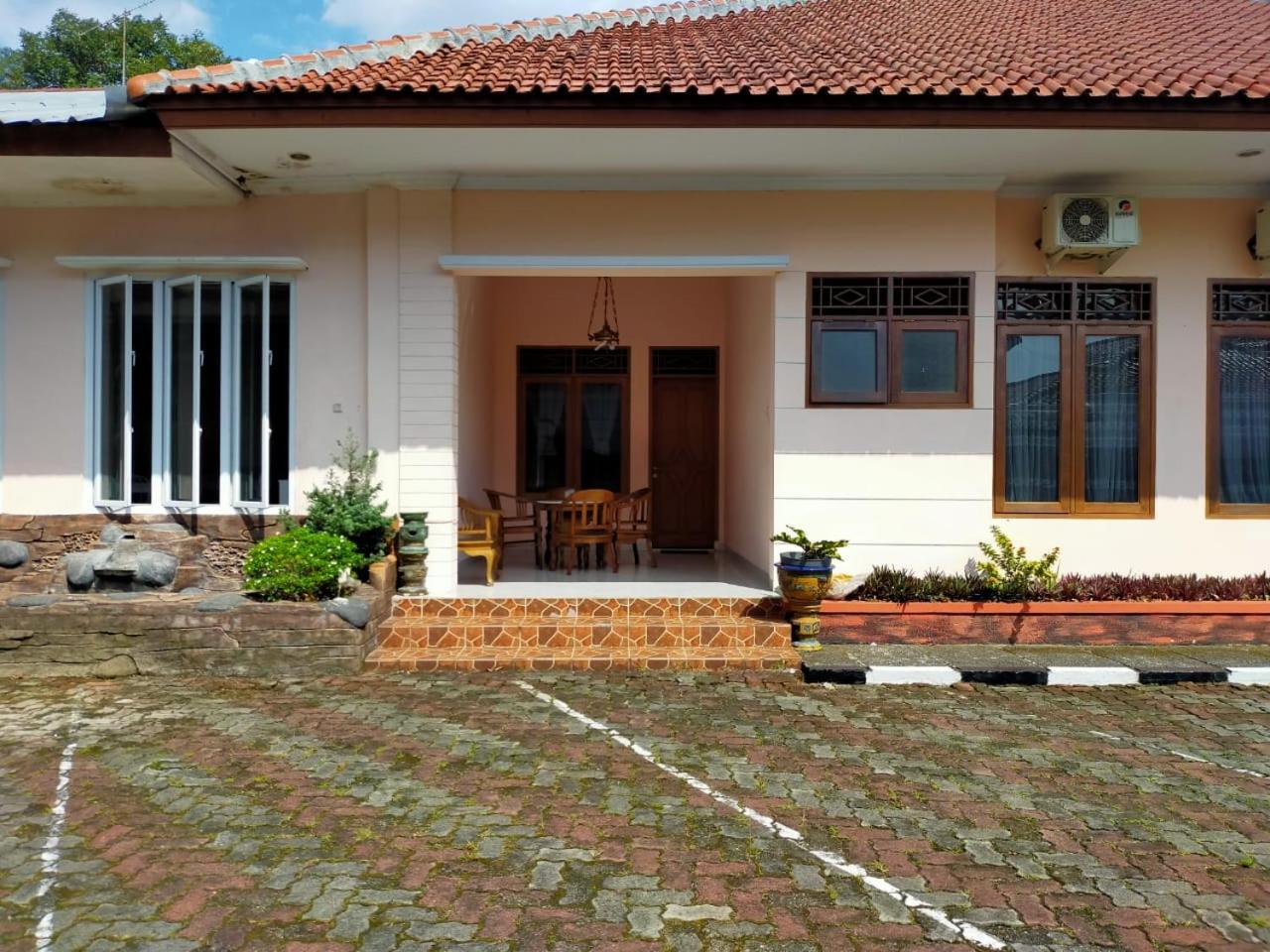 Photo 46