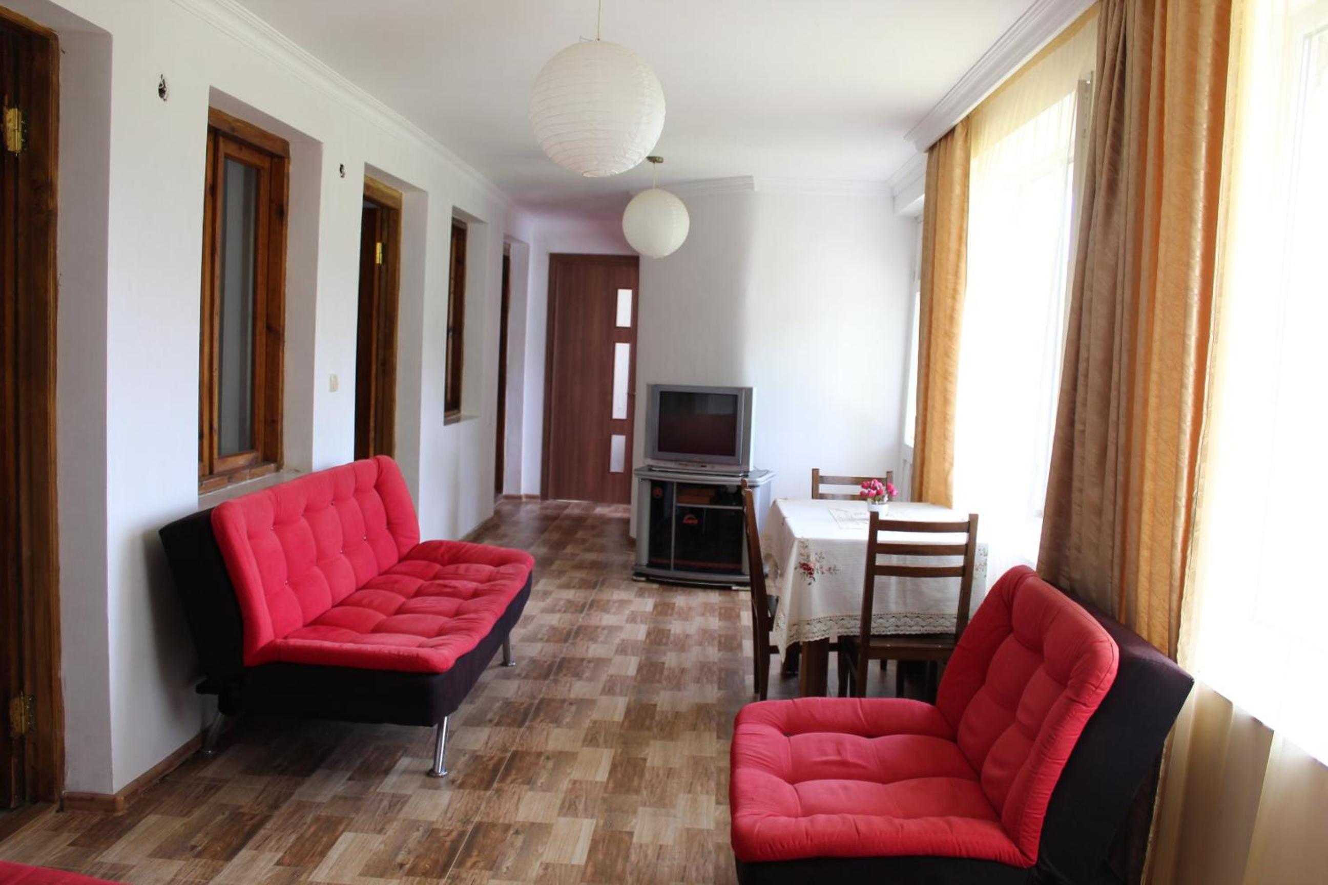 Guest house Racha view 2