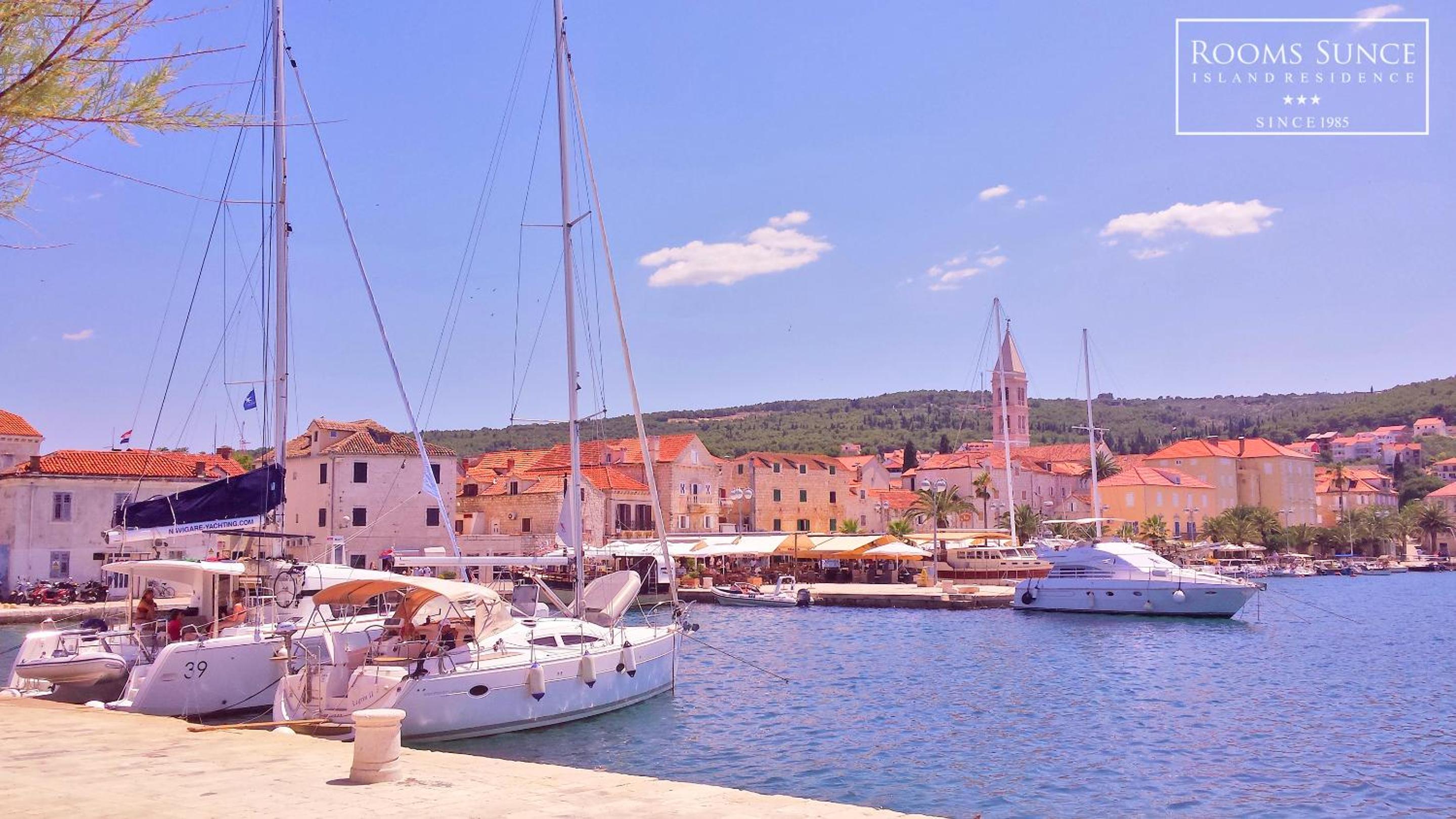 ꕥ Apartments Residence SUNCE Supetar, Family choice - cozy base to stay and explore island Brac FREE PARKING view 4