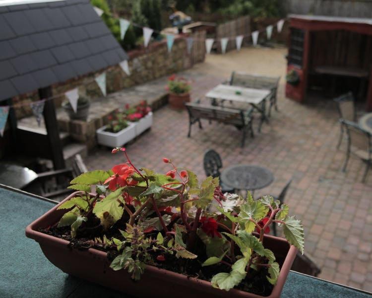 Parrett Hotel