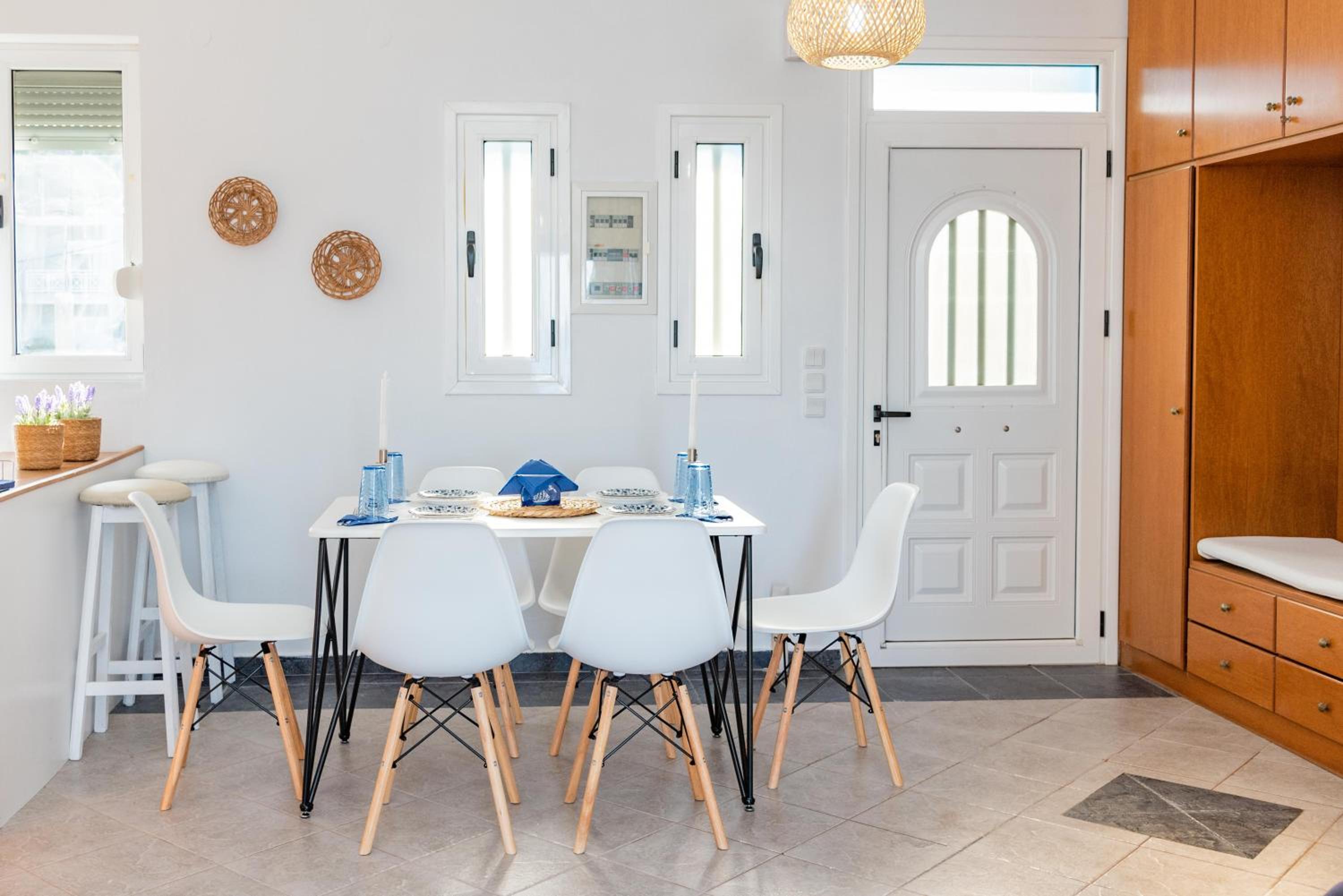 Dimitras Luxus House