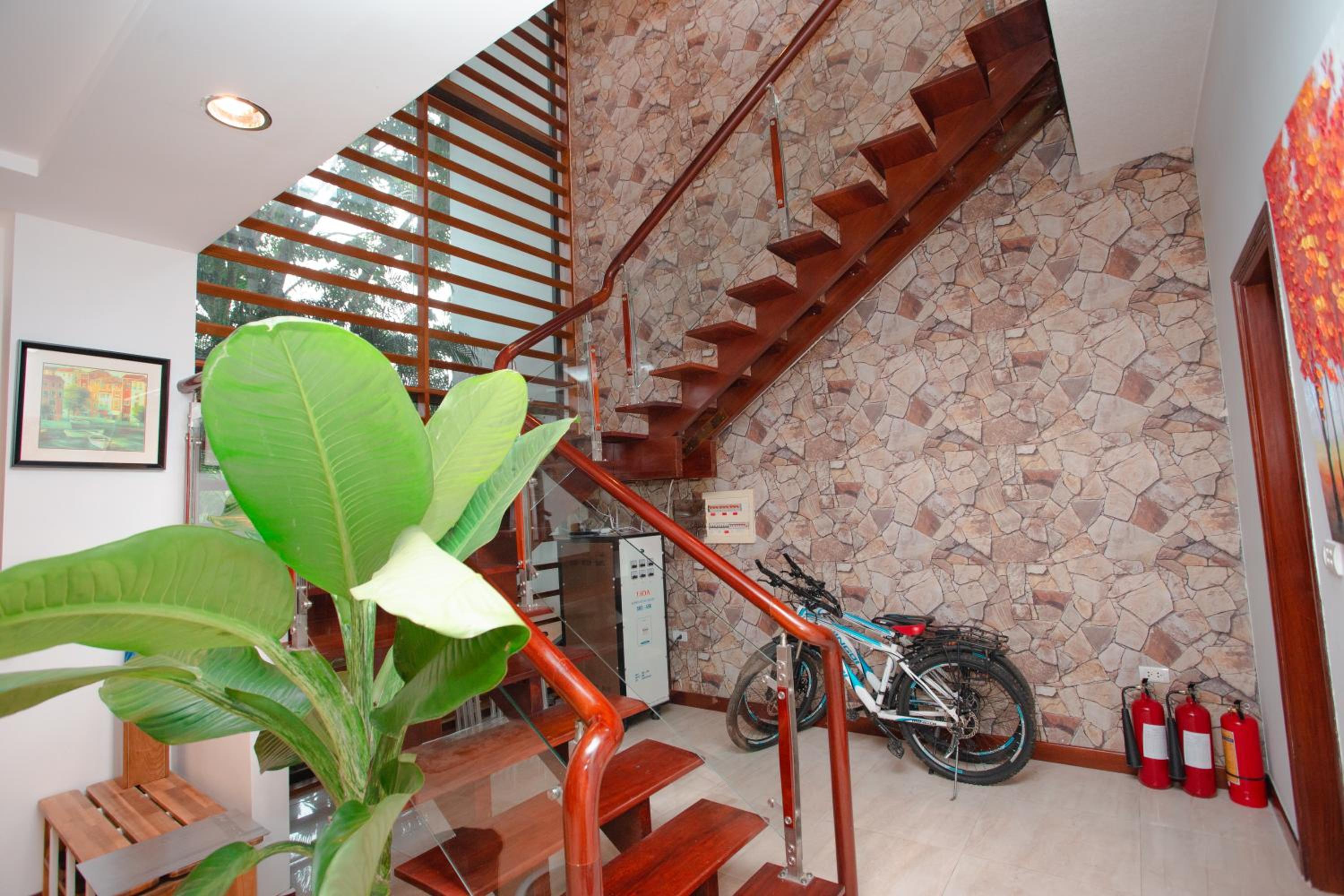 Photo 25