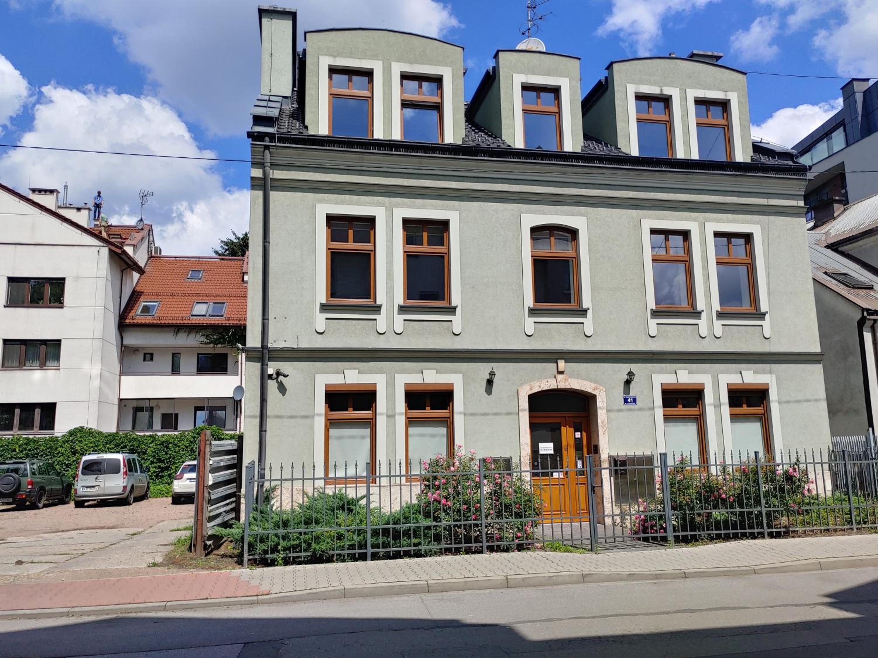 999 Aparthostel view 2