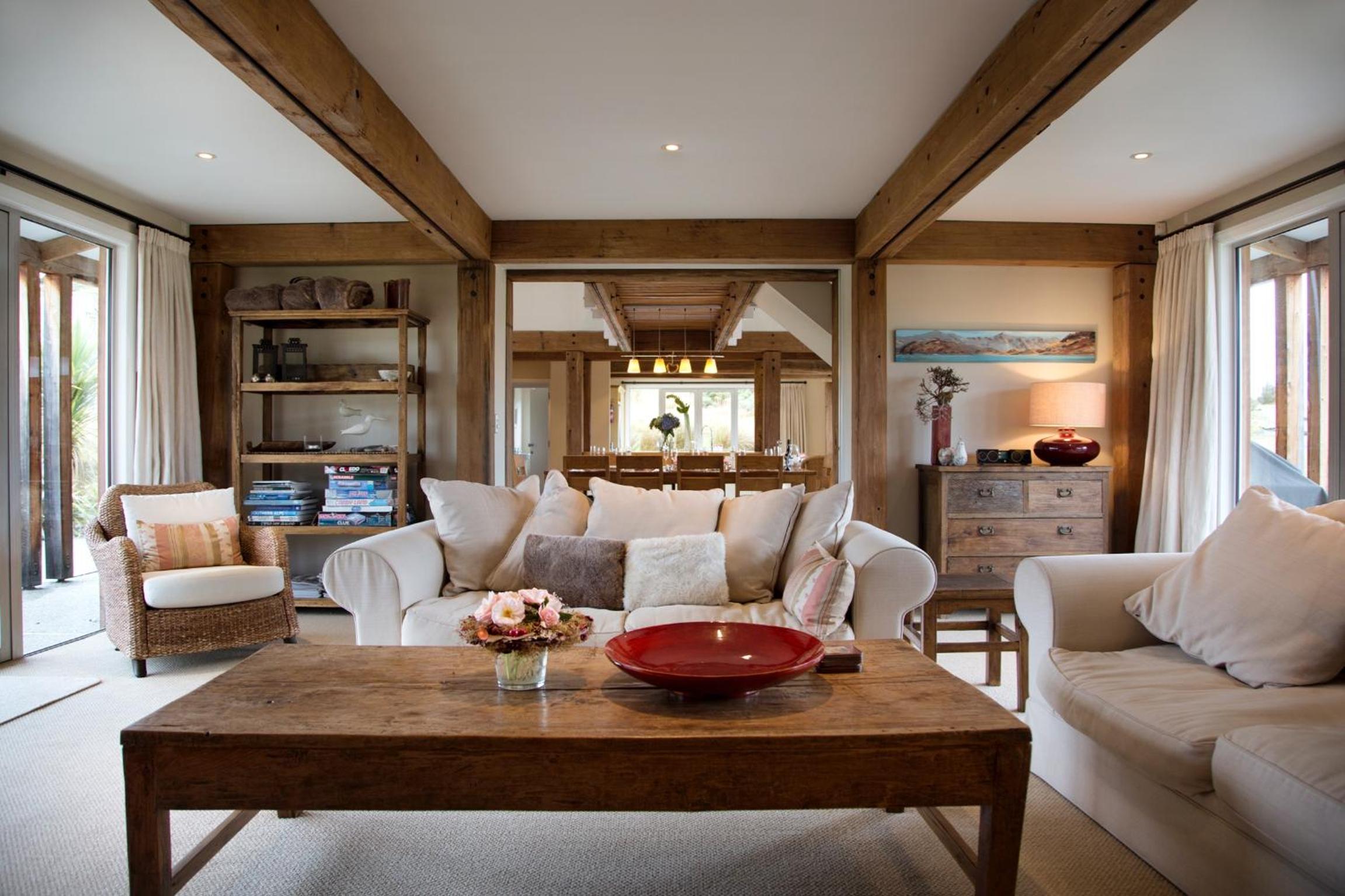 Buchanan Lodge - 60 acres on Wanaka lakefront view 4