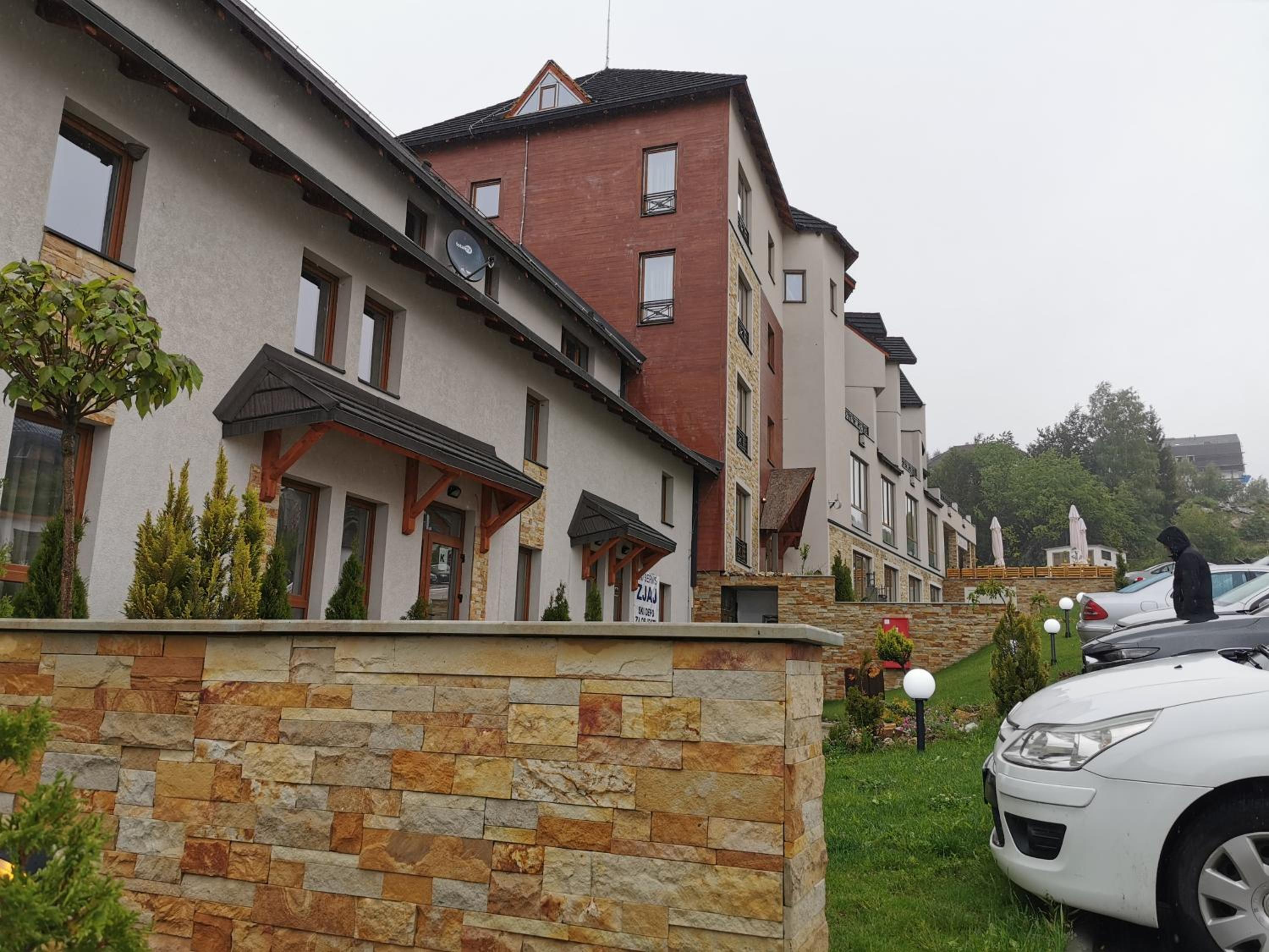 Jelen Apartment Milmari P40 view 5