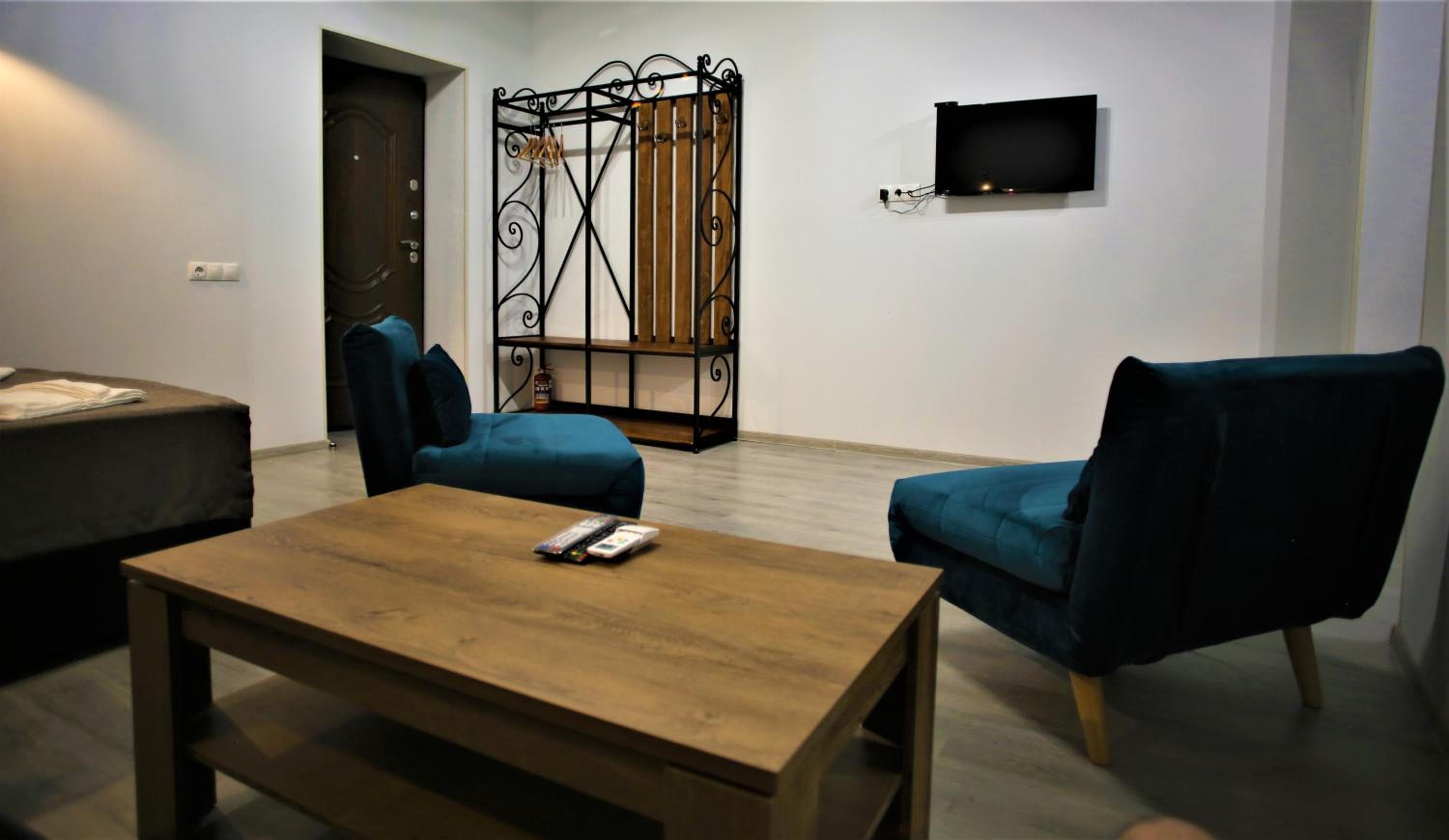Photo 12