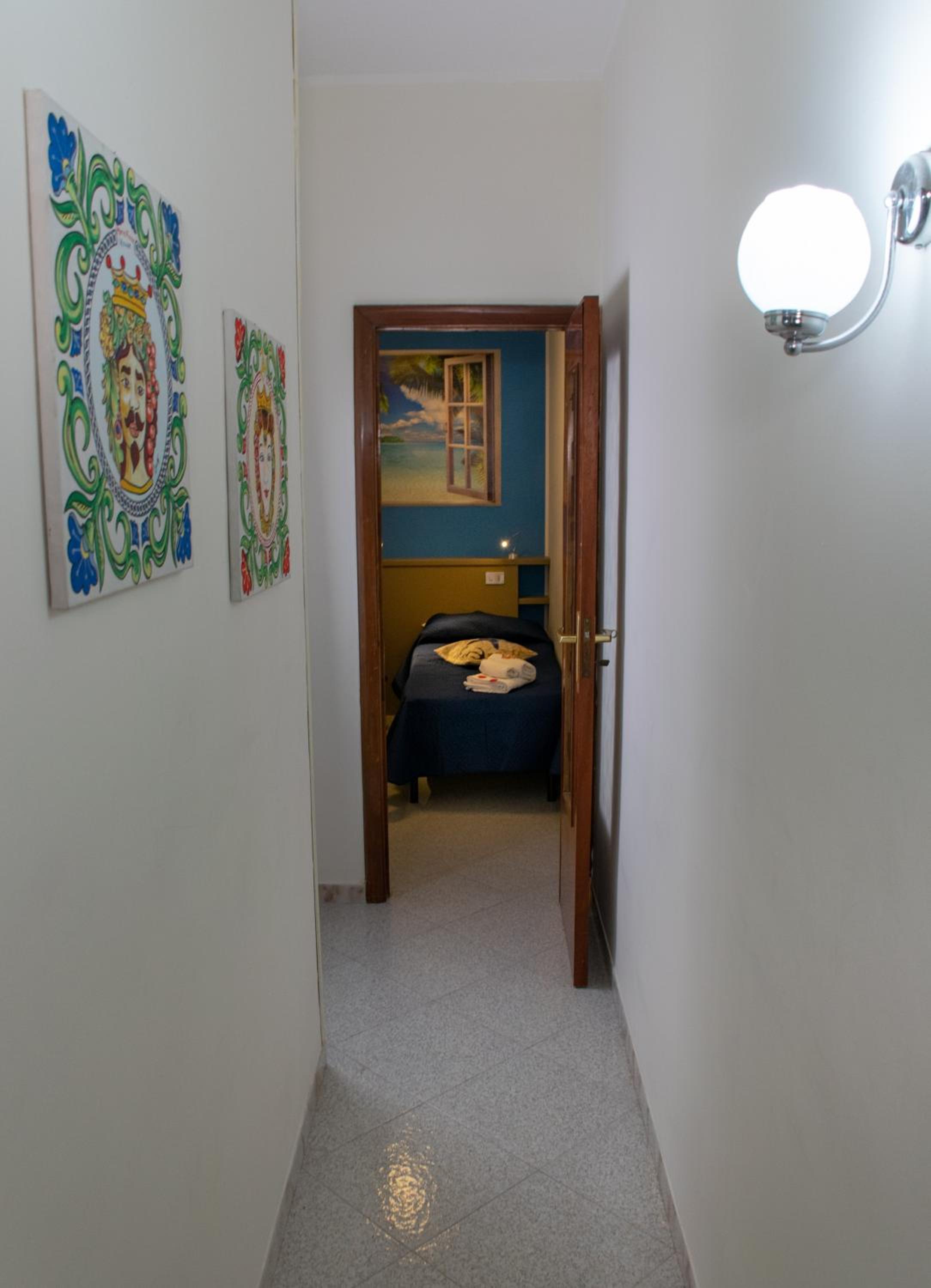 MarieRose House Sferracavallo