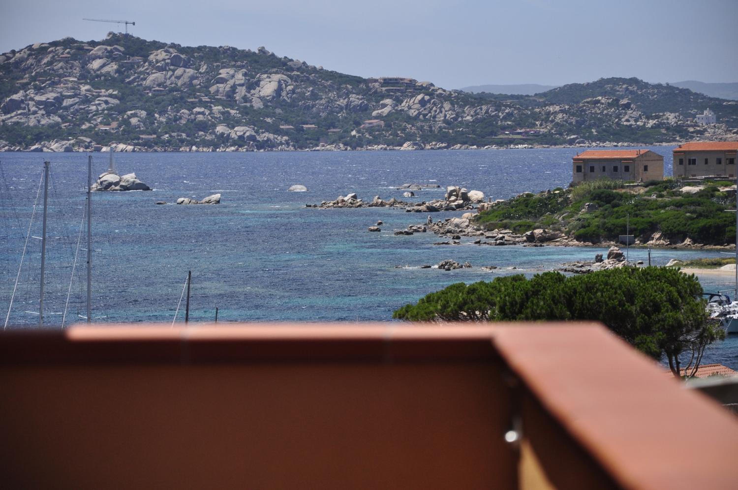 Appartamentino panoramico...con finestra sul mare! view 4