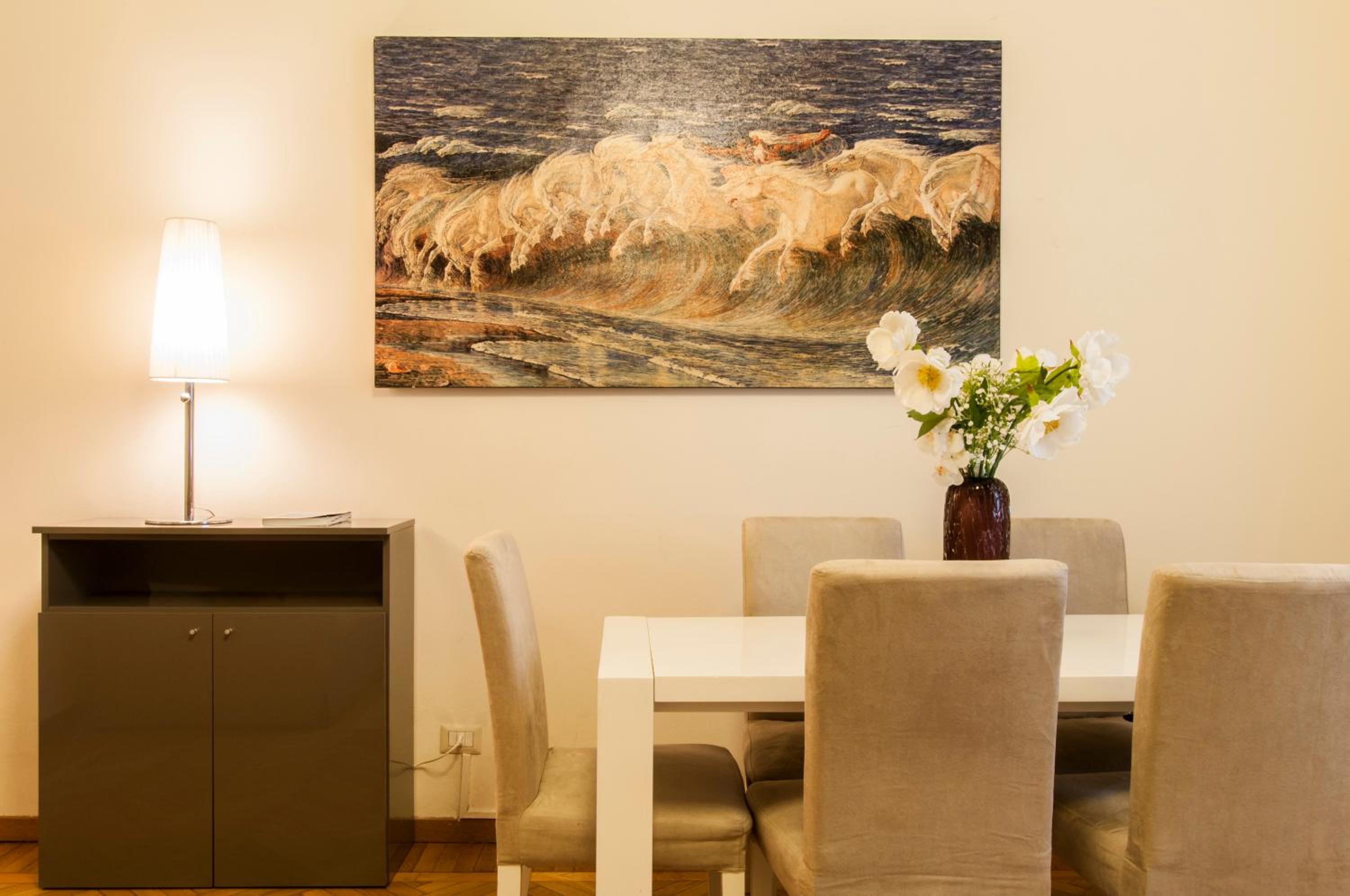 Milan Royal Suites - Centro Cadorna