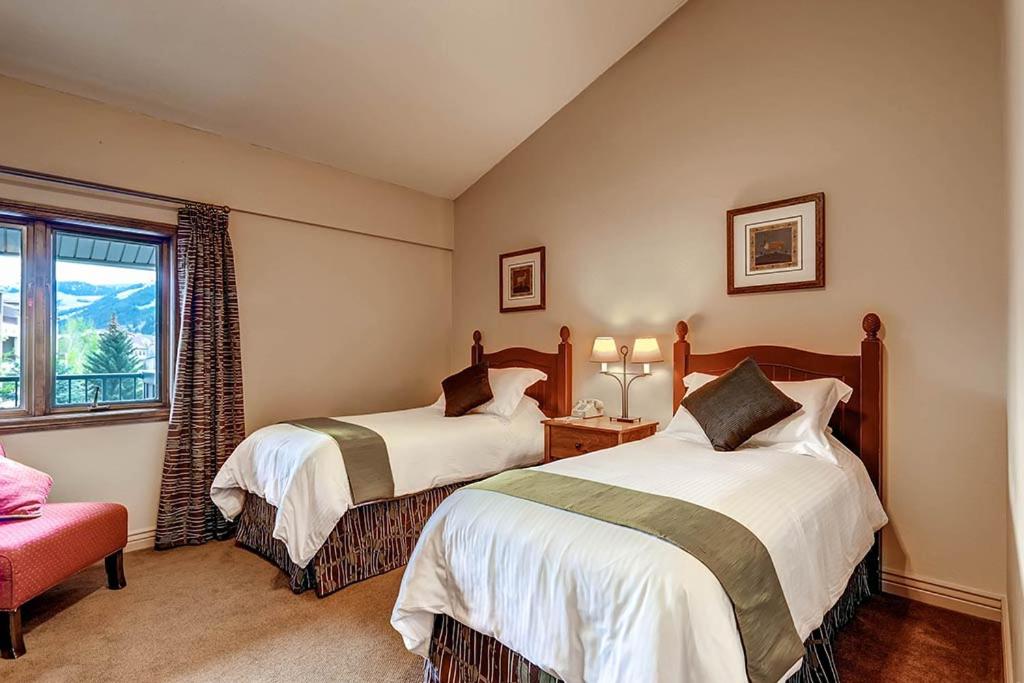 GetAways at Falcon Point Resort - Property Image 14