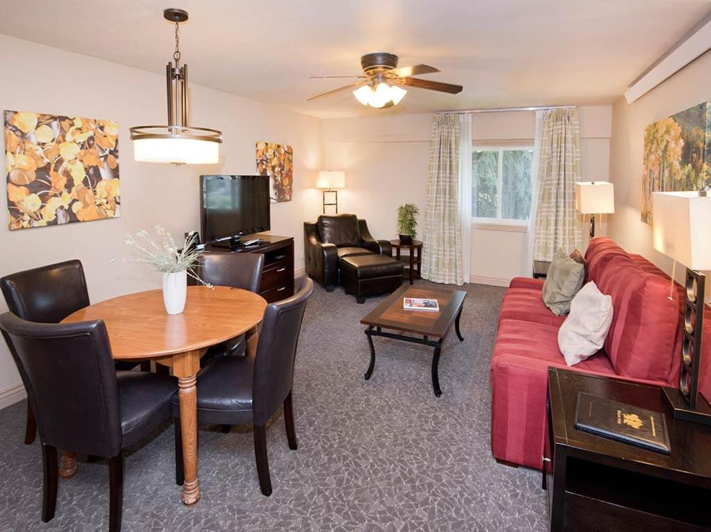 GetAways at Falcon Point Resort - Property Image 12