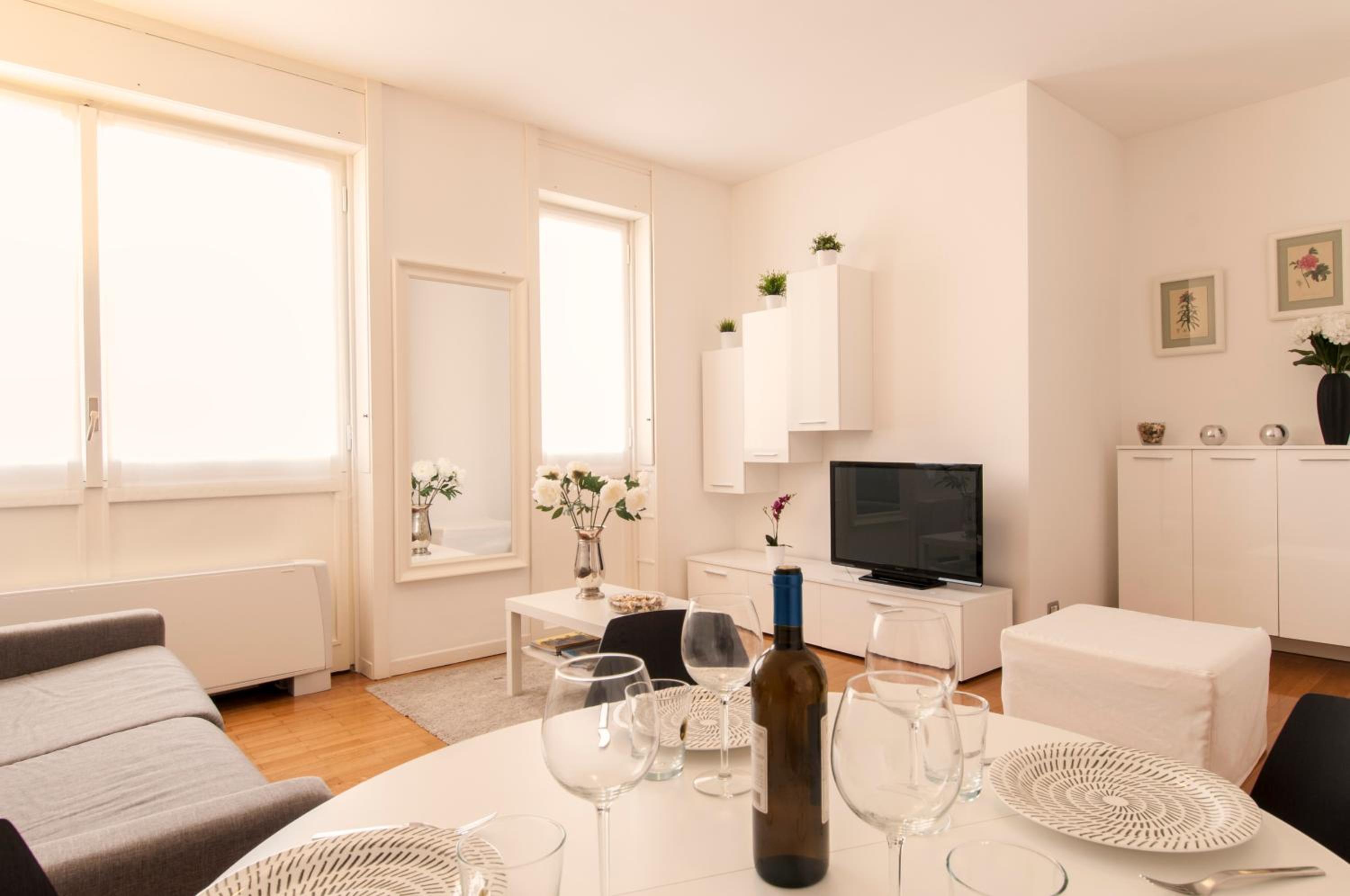 Milan Royal Suites - Centro Cadorna