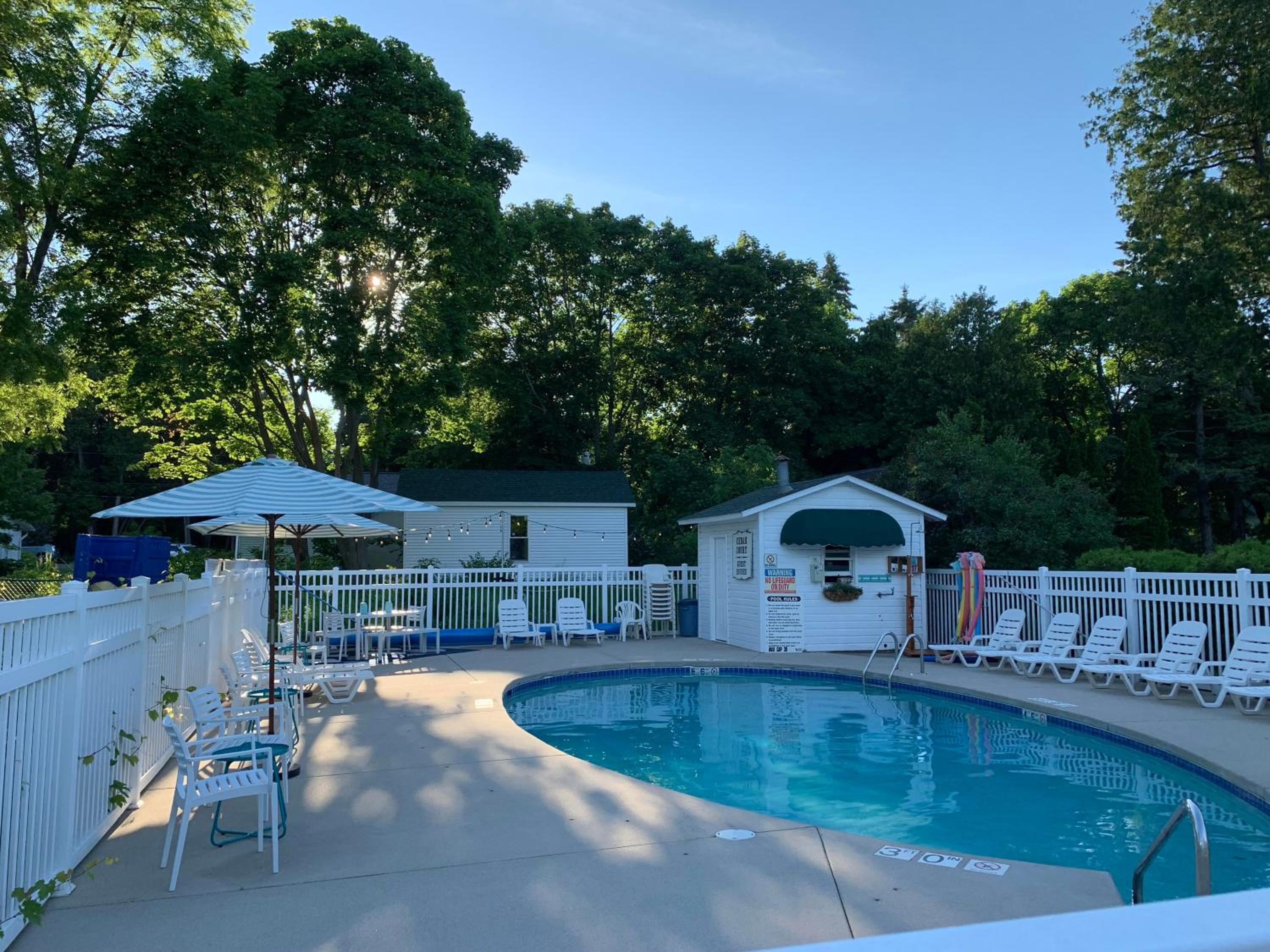 Cedar Court Inn