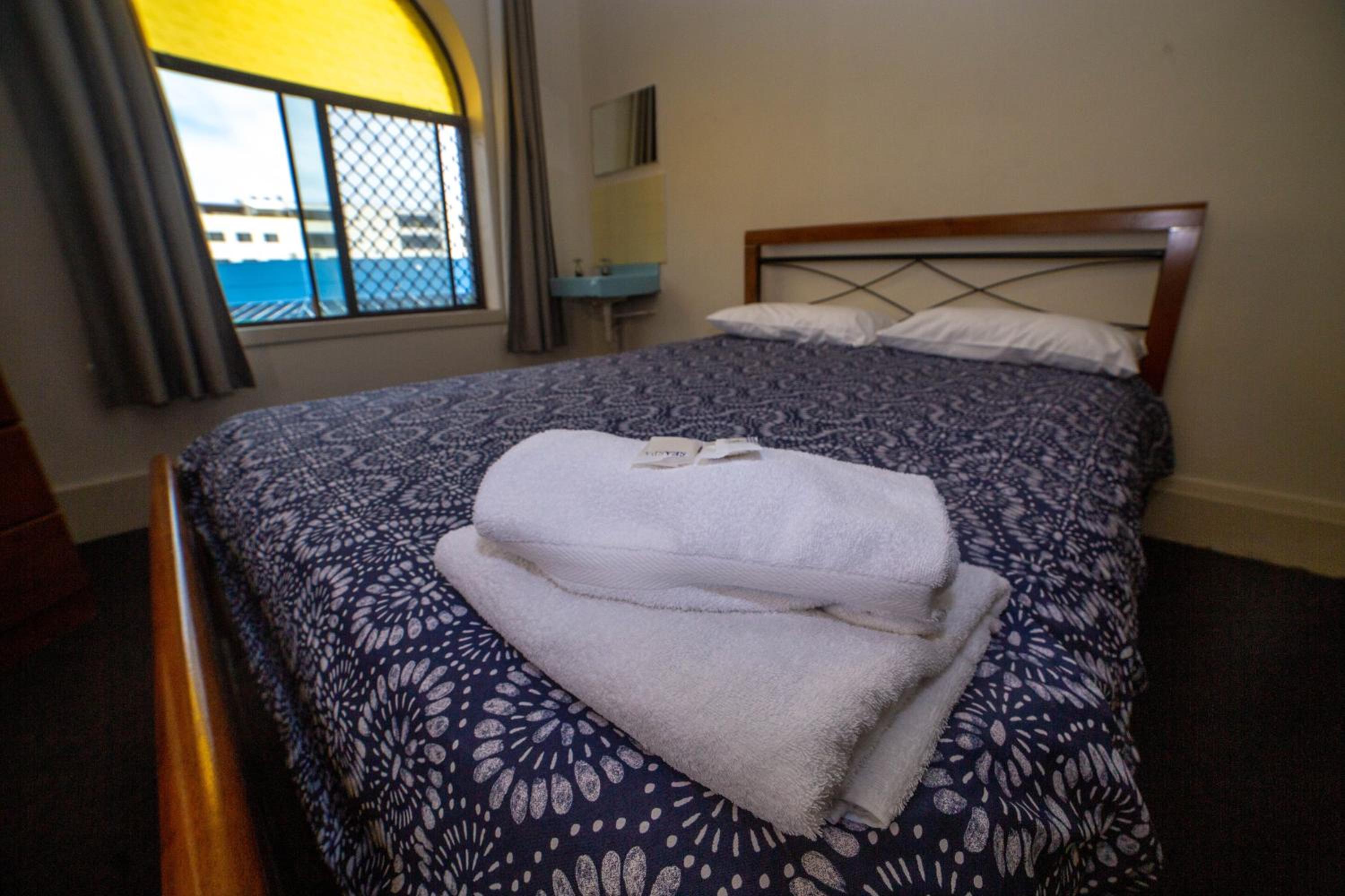 Australian Hotel