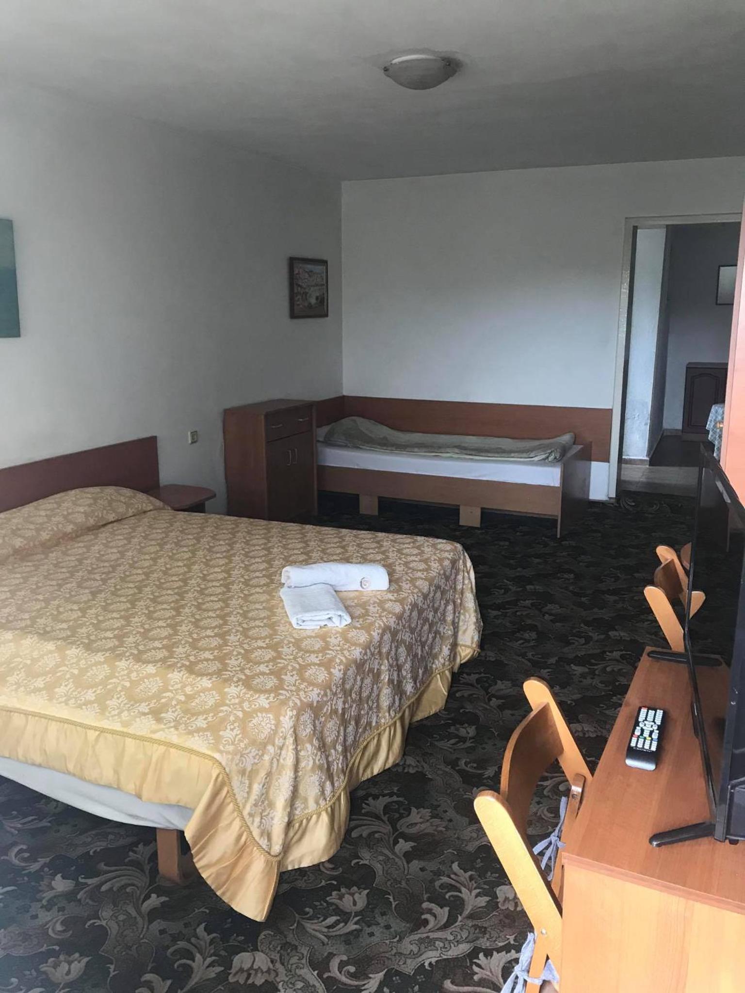Guestrooms Ross