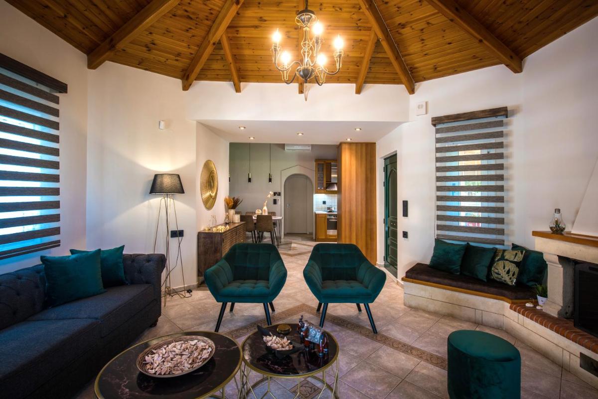 Heraklion Seaside Gem - Olia Private Retreat photo 5