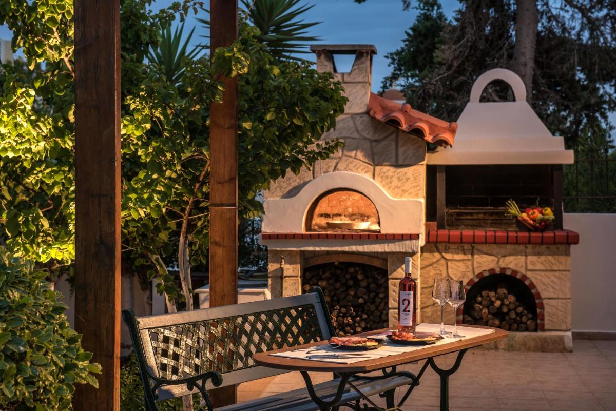 Heraklion Seaside Gem - Olia Private Retreat photo 4