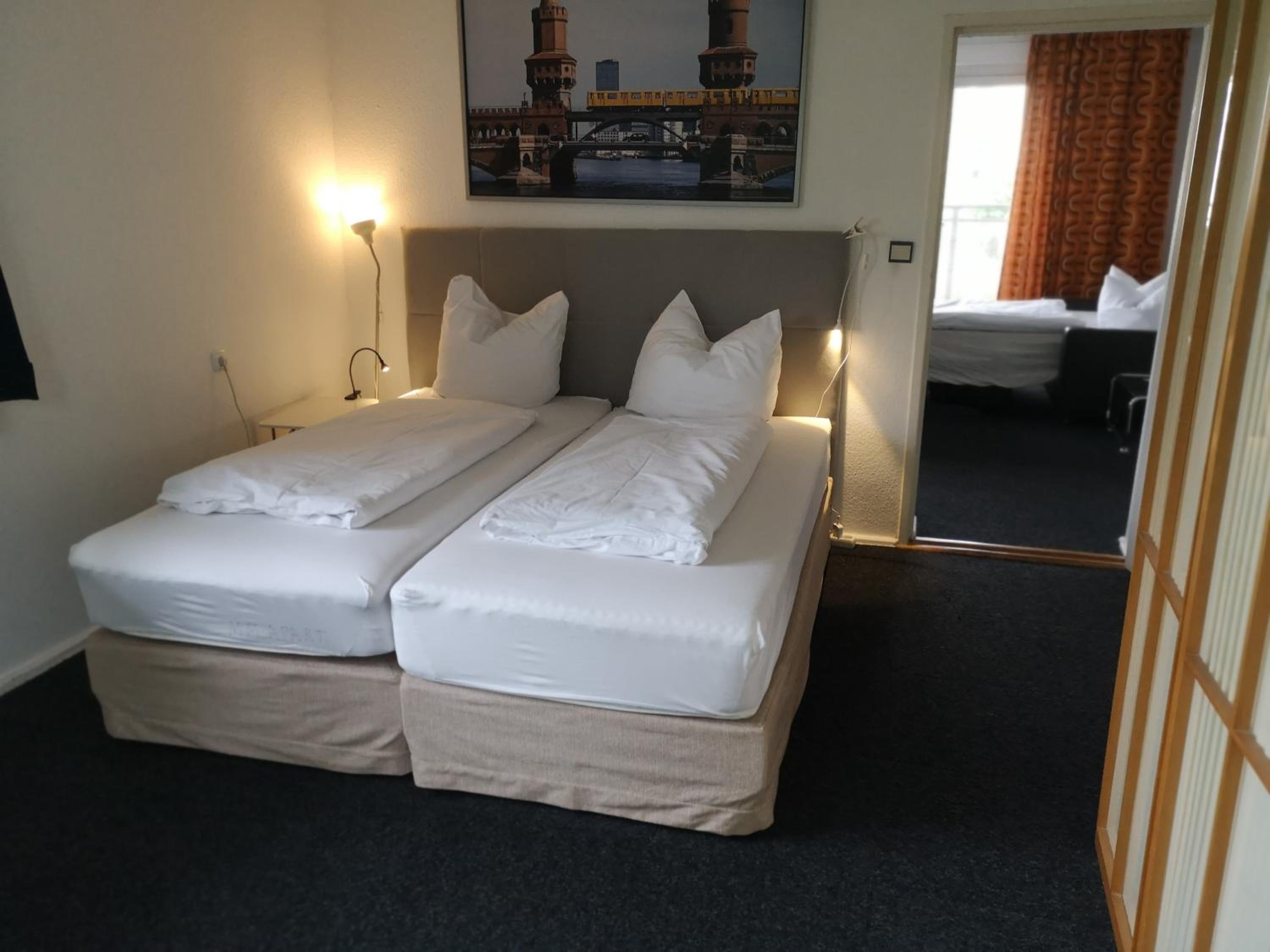 M M Central Apartments - Free Parking - Vintage Style