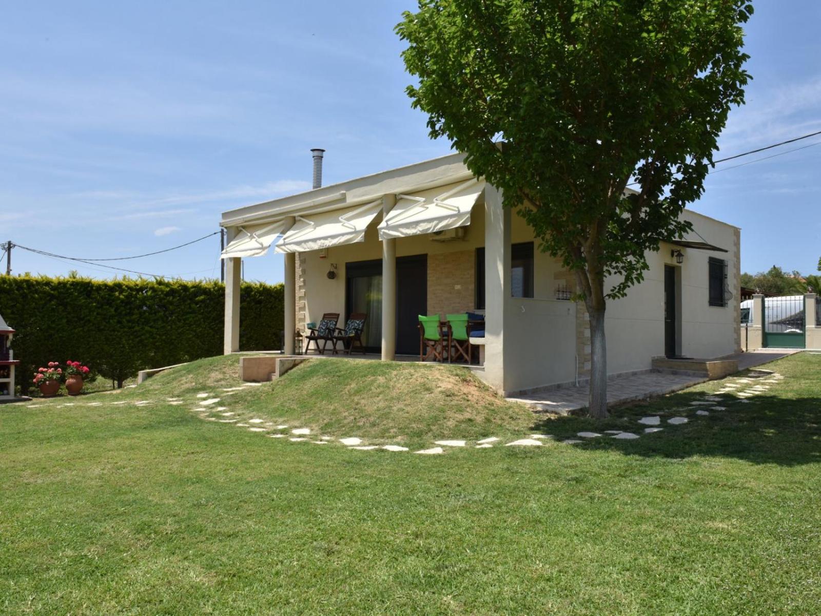 Photo 18
