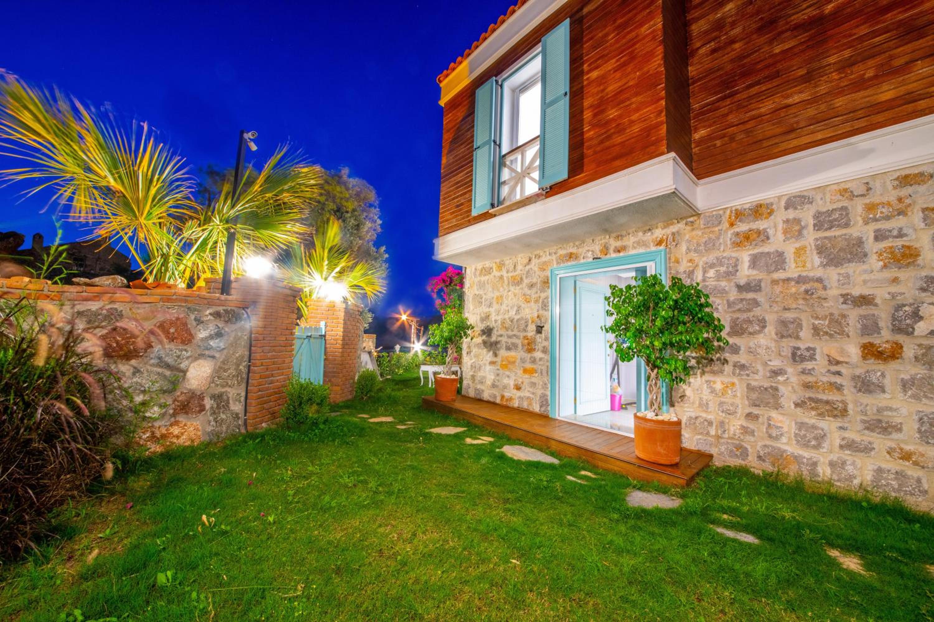 Villa Familia 2 Selimiye Daily Weekly Rentals