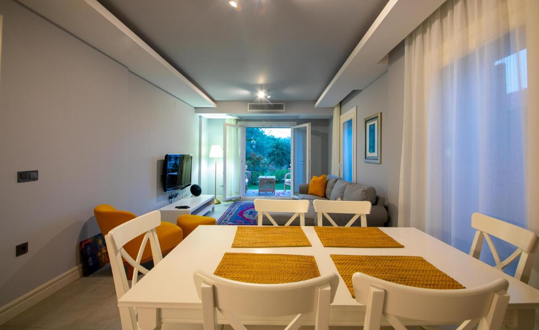 Villa Familia 2 Selimiye Daily Weekly Rentals