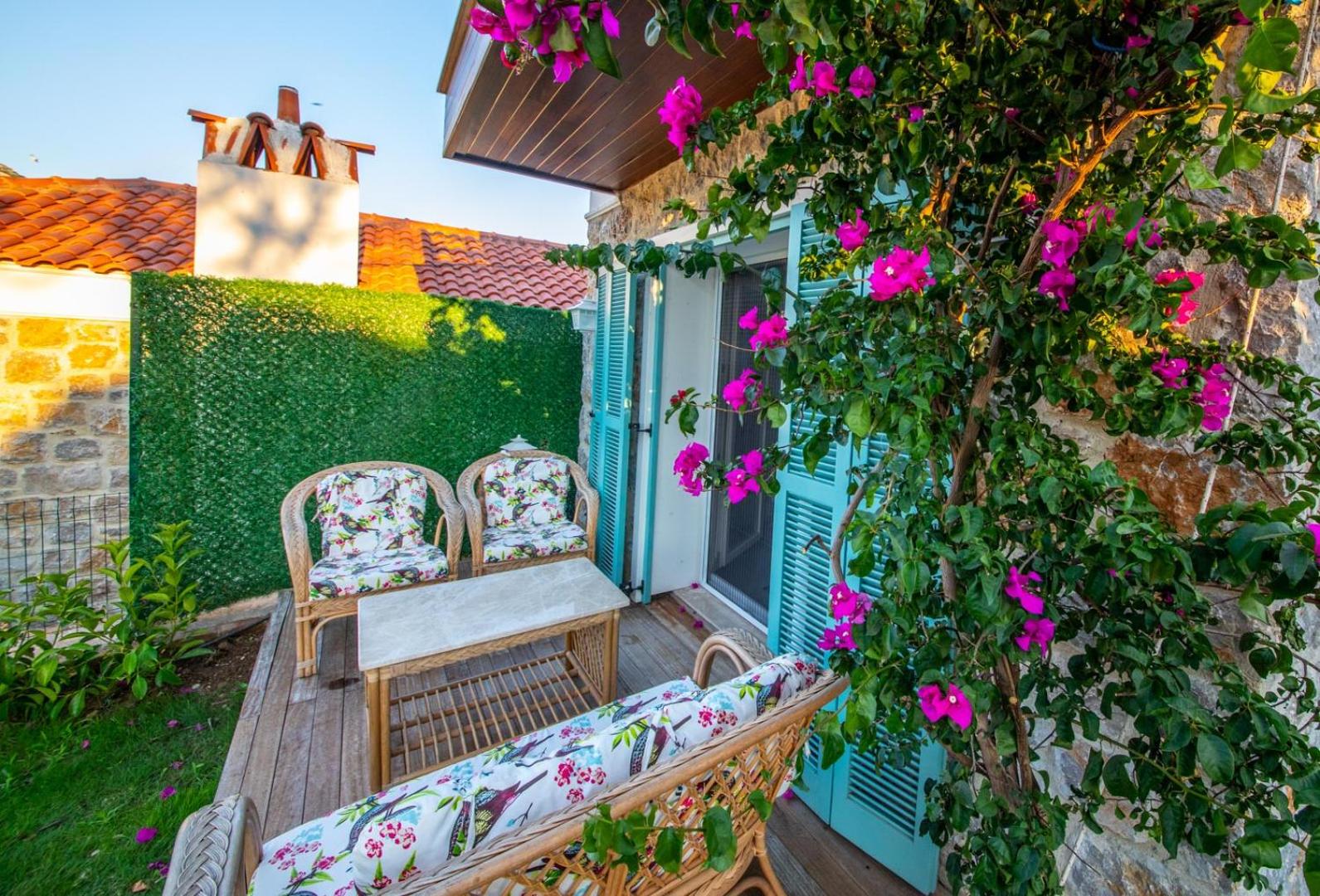 Villa Familia 2 Selimiye Daily Weekly Rentals