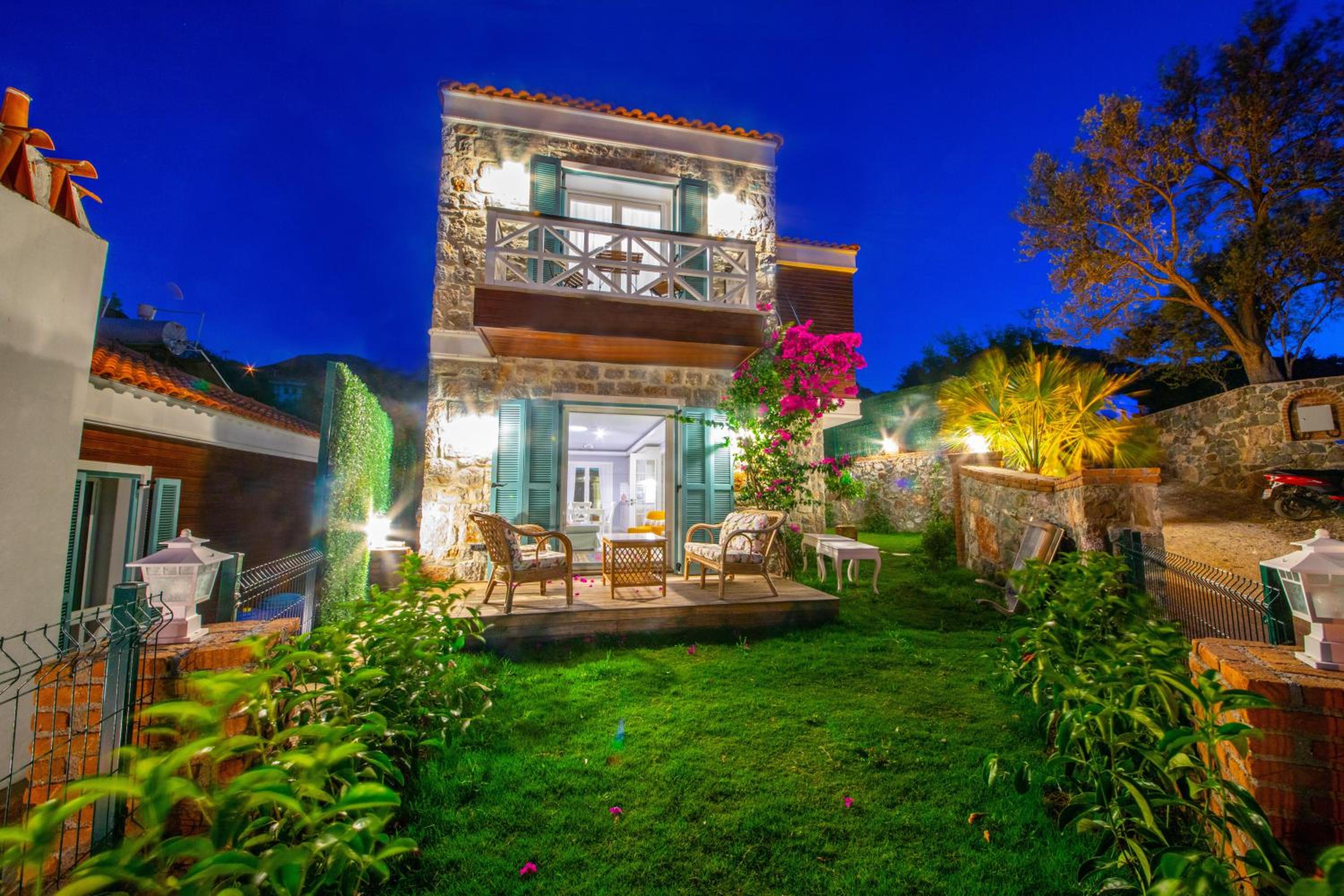 Villa Familia 2 Selimiye Daily Weekly Rentals