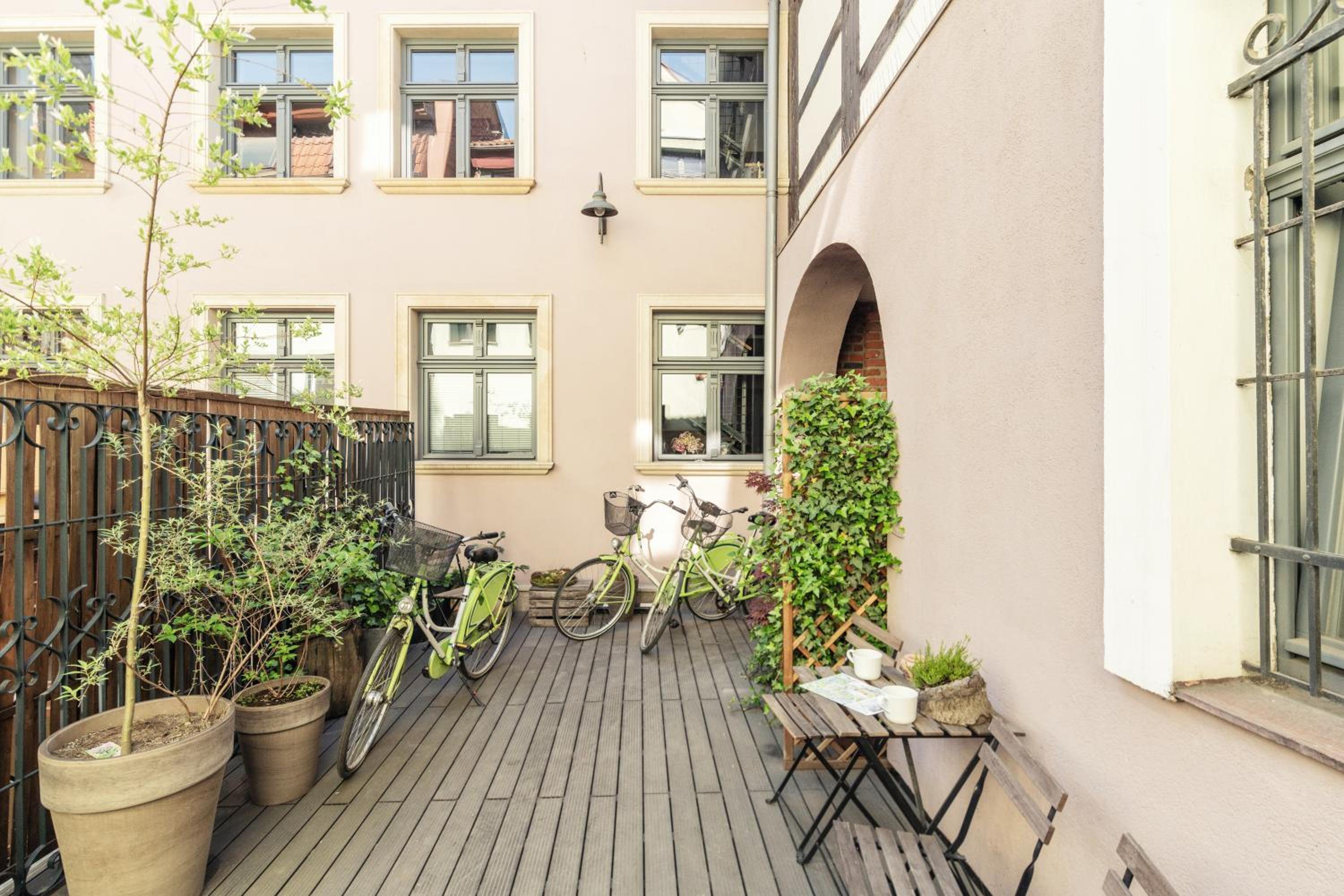 balance & terrace