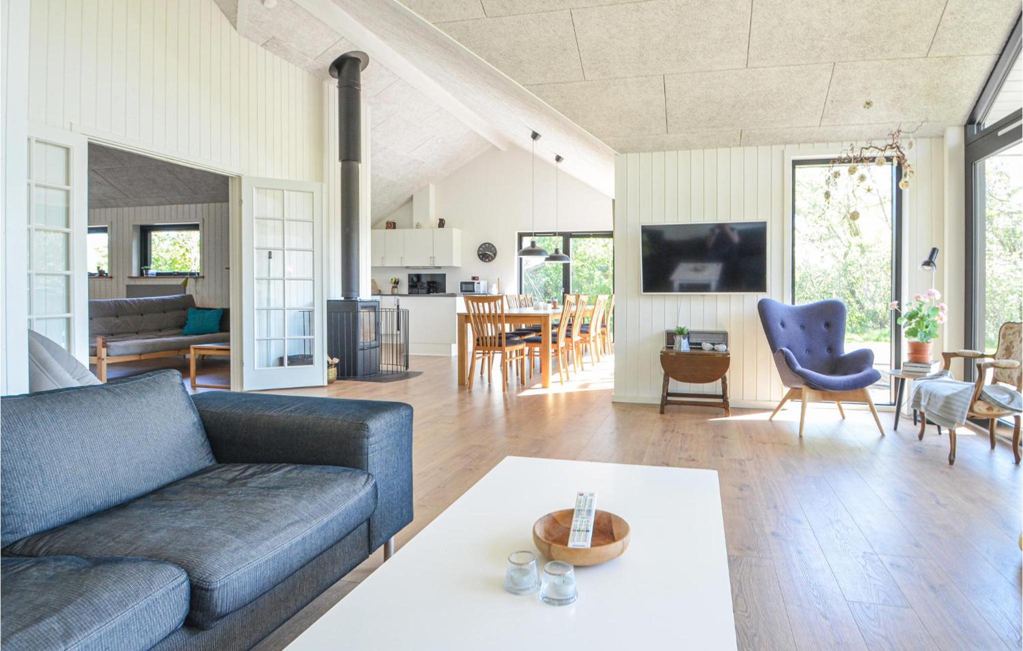 Pet Friendly Home In Vinderup view 2