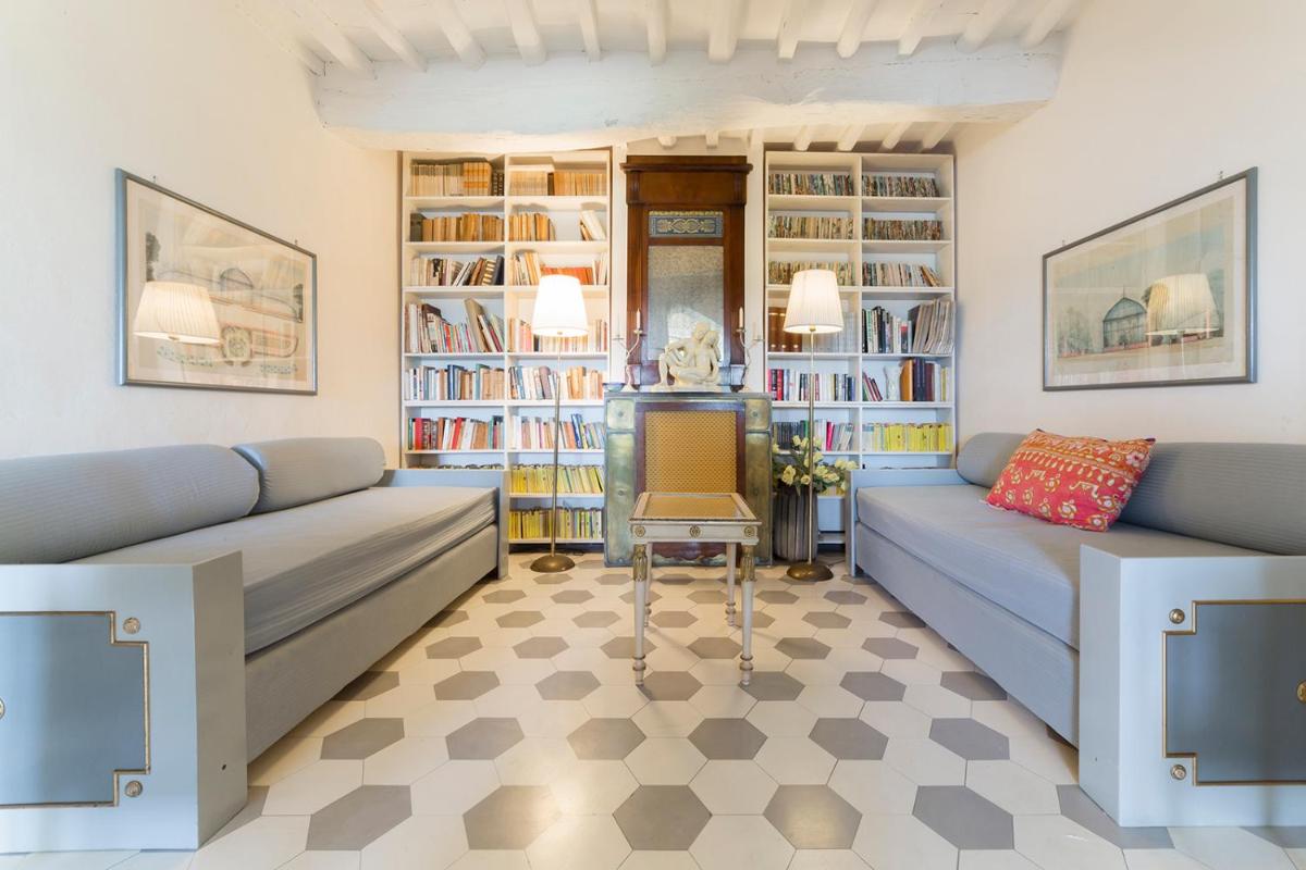 Casa Belvedere cottage with swimming pool