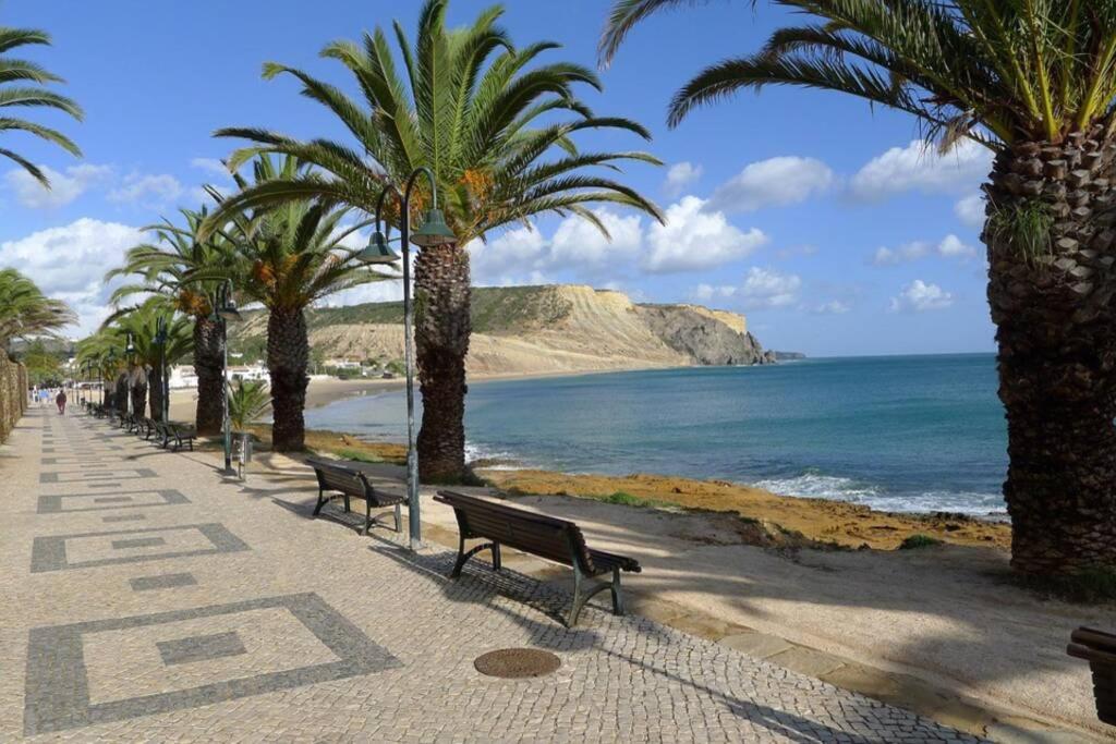 Vila das Acacias