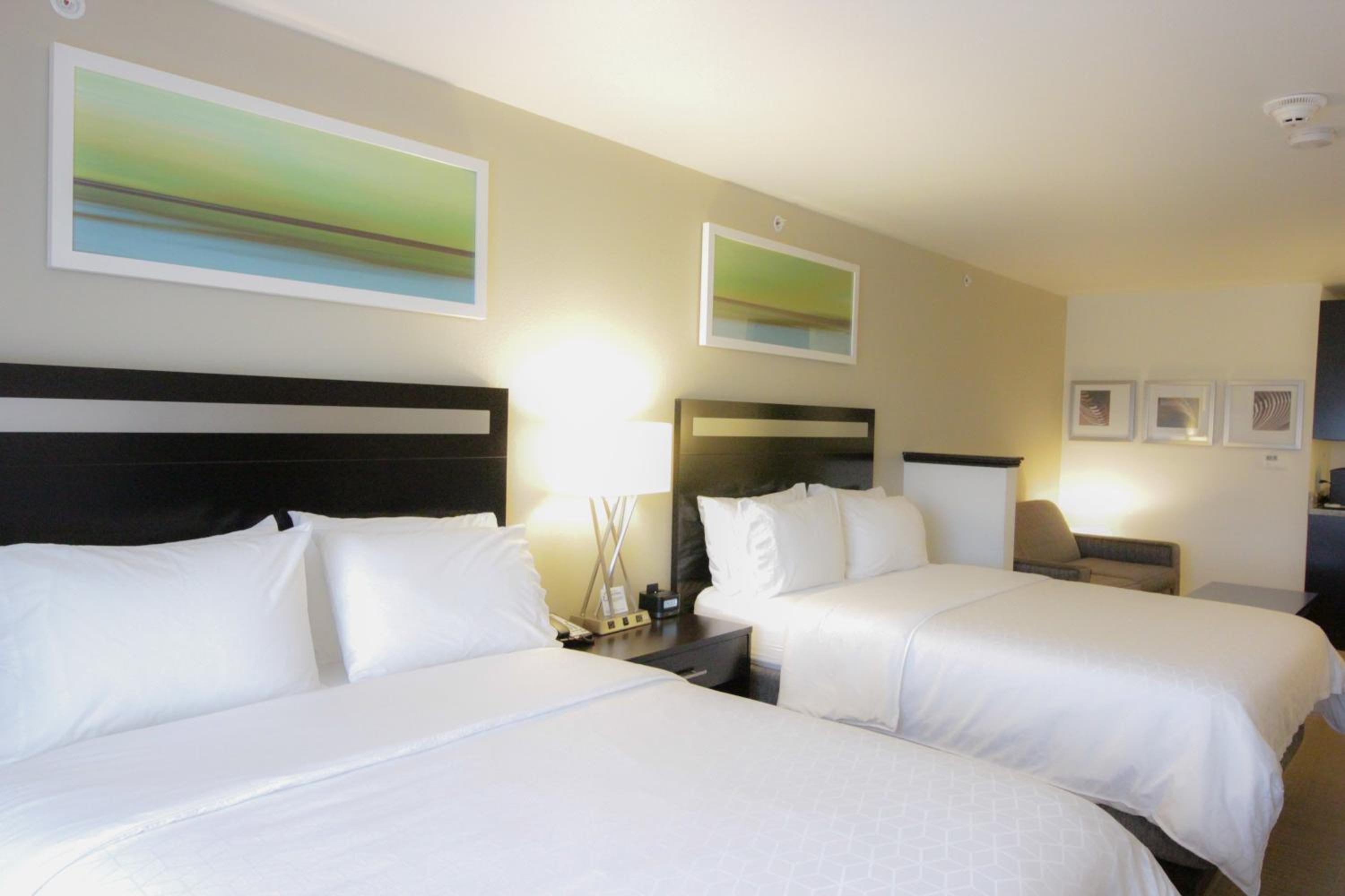 Montgomery Vacations - Holiday Inn Express and Suites Montgomery, an IHG Hotel - Property Image 21