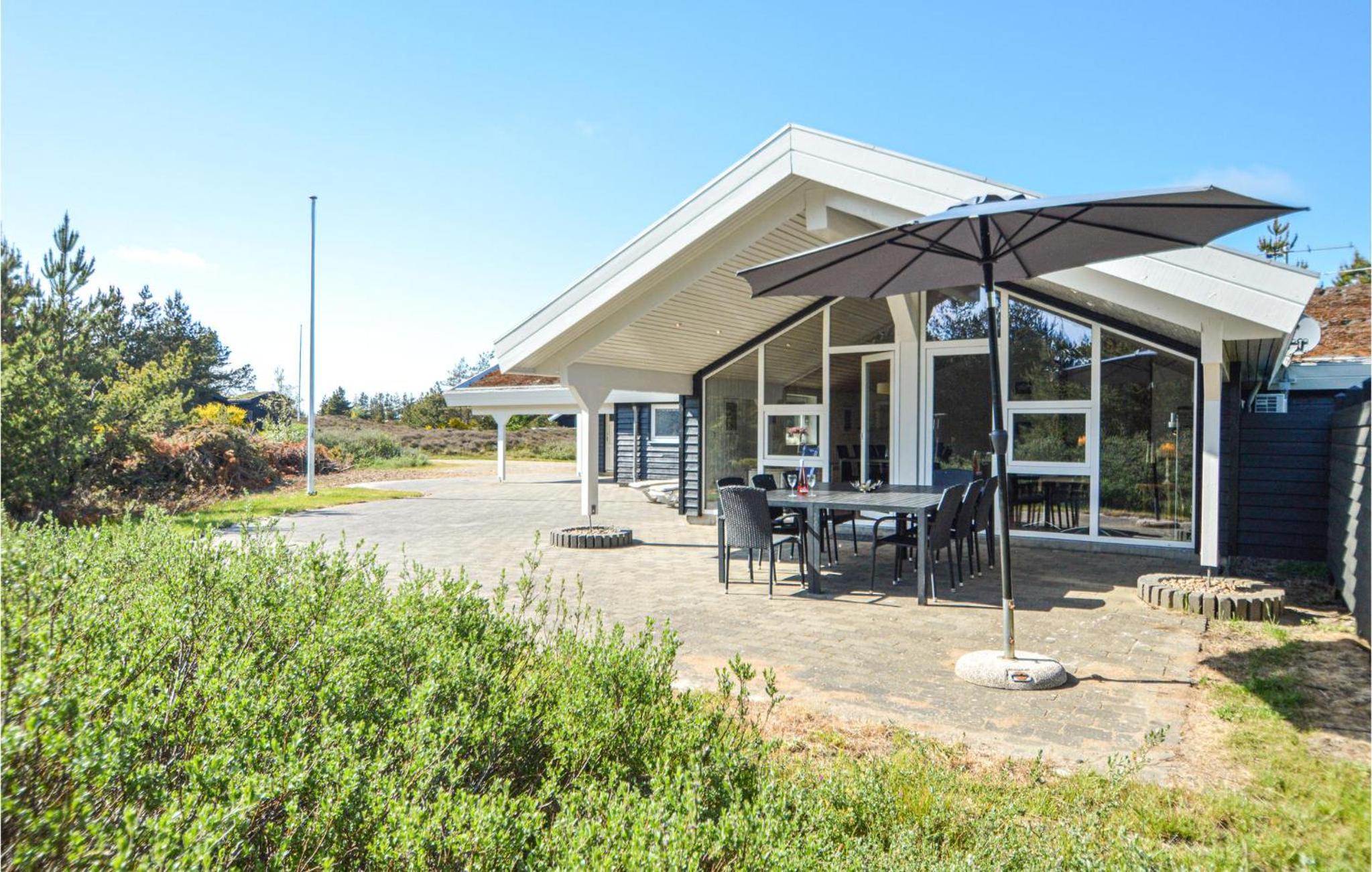Pet Friendly Home In Rømø With Kitchen
