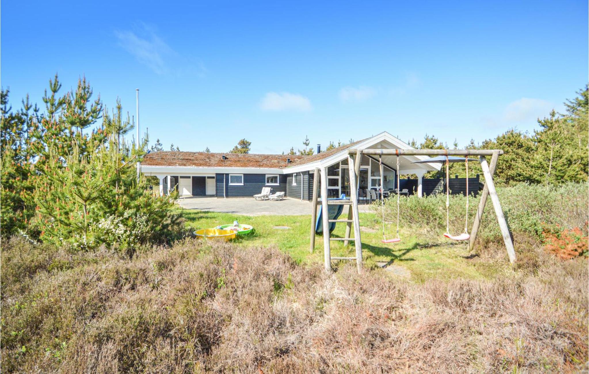 Pet Friendly Home In Rømø With Kitchen