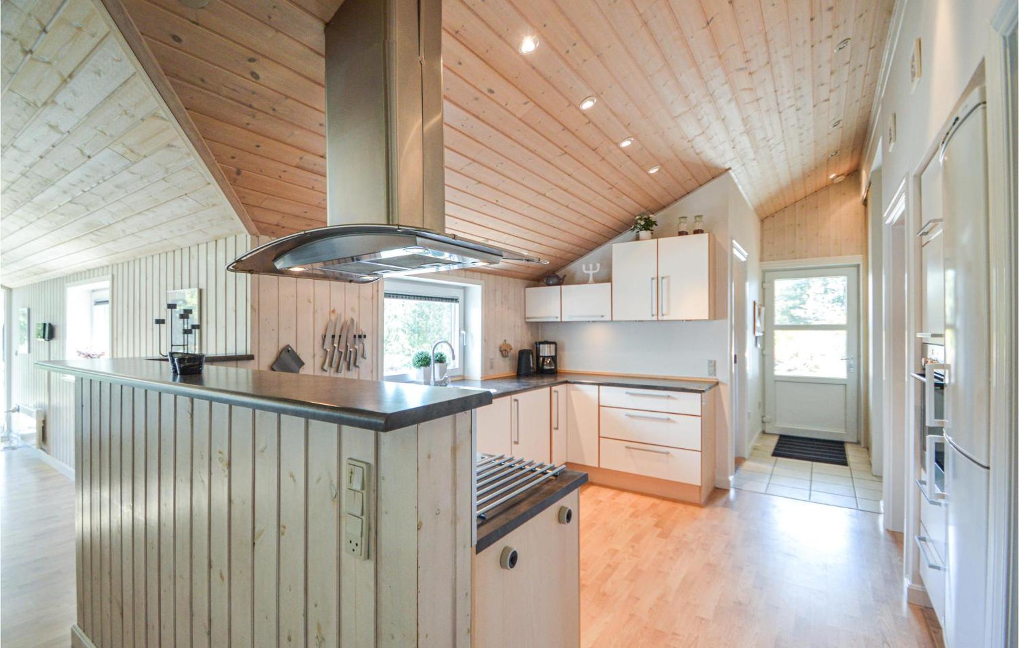 Pet Friendly Home In Rømø With Kitchen